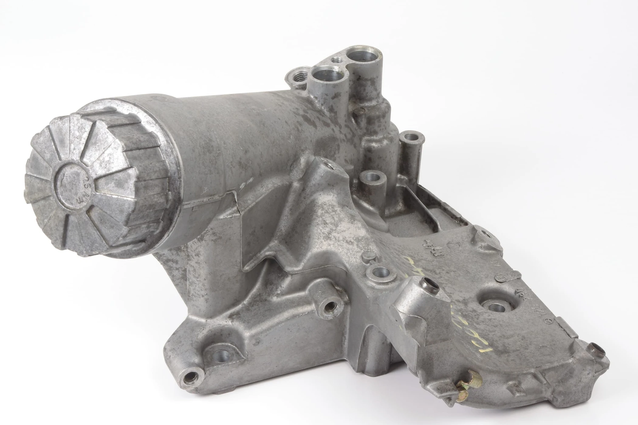Mercedes 1202300040 Oil Filter Housing | W140 V140 C140 S