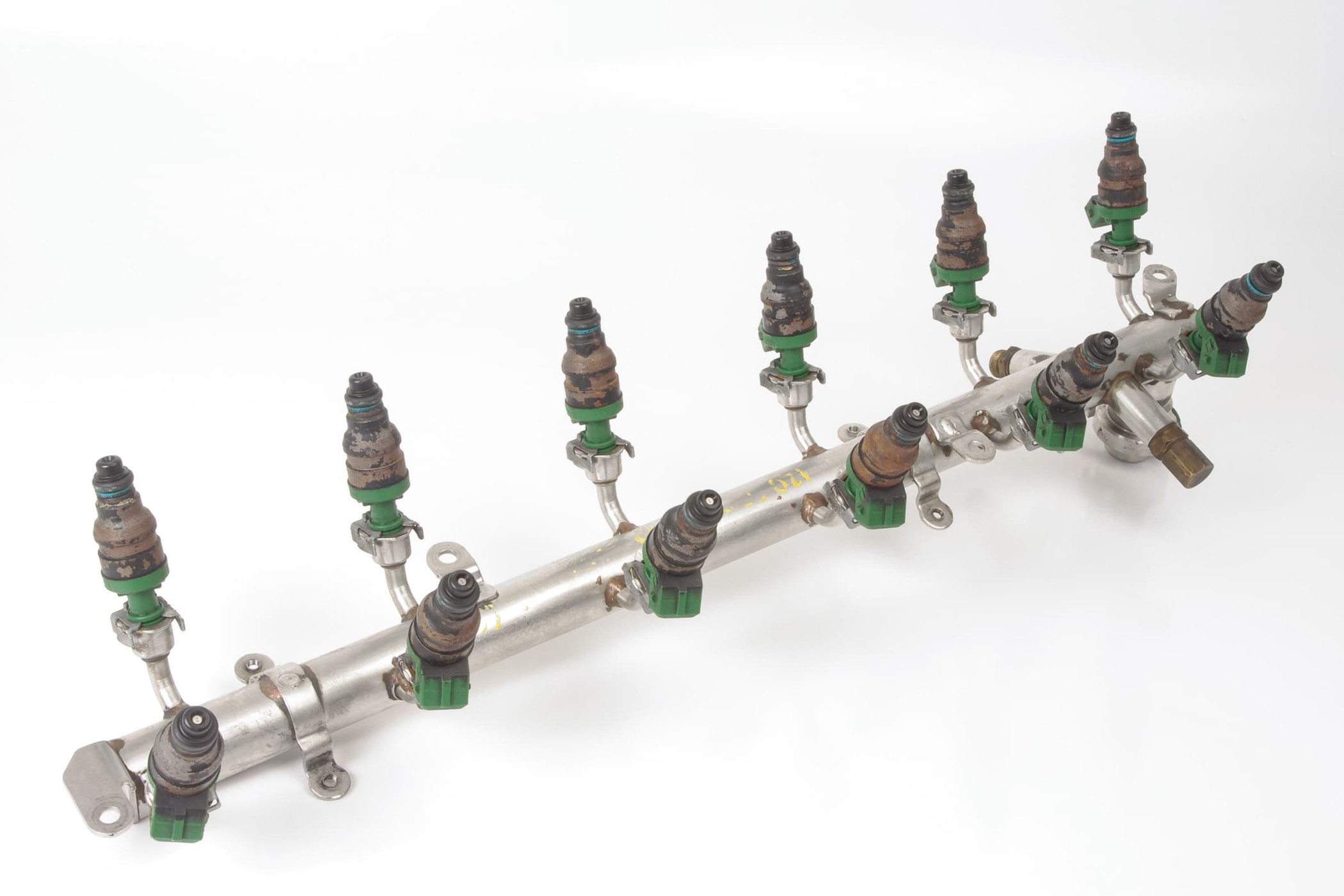 Mercedes 1200700295 Fuel Rail & Injector Set | W140 V140 C140 S