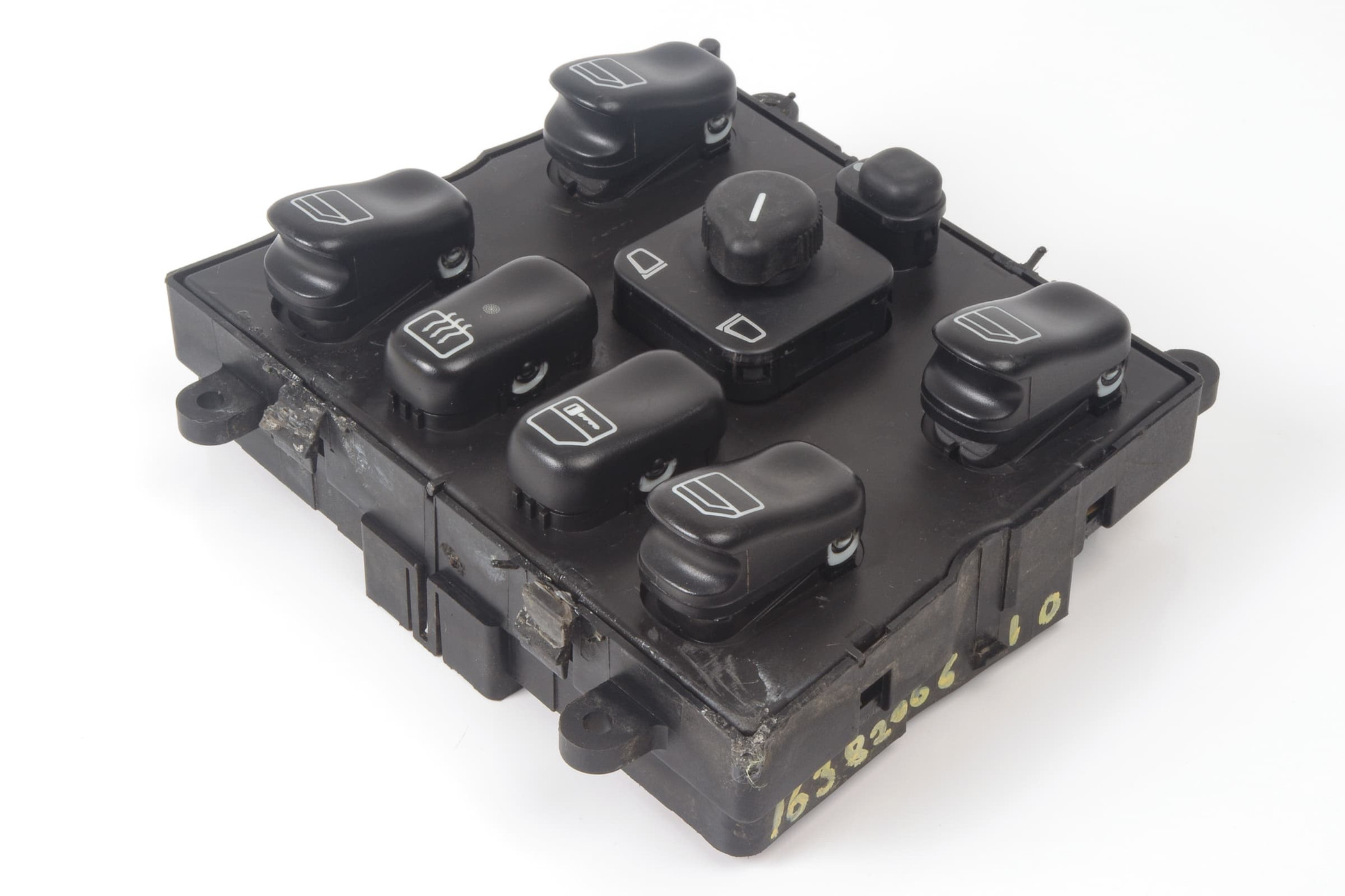 Mercedes 1638206610 Centre Console Switch Unit | W163 M