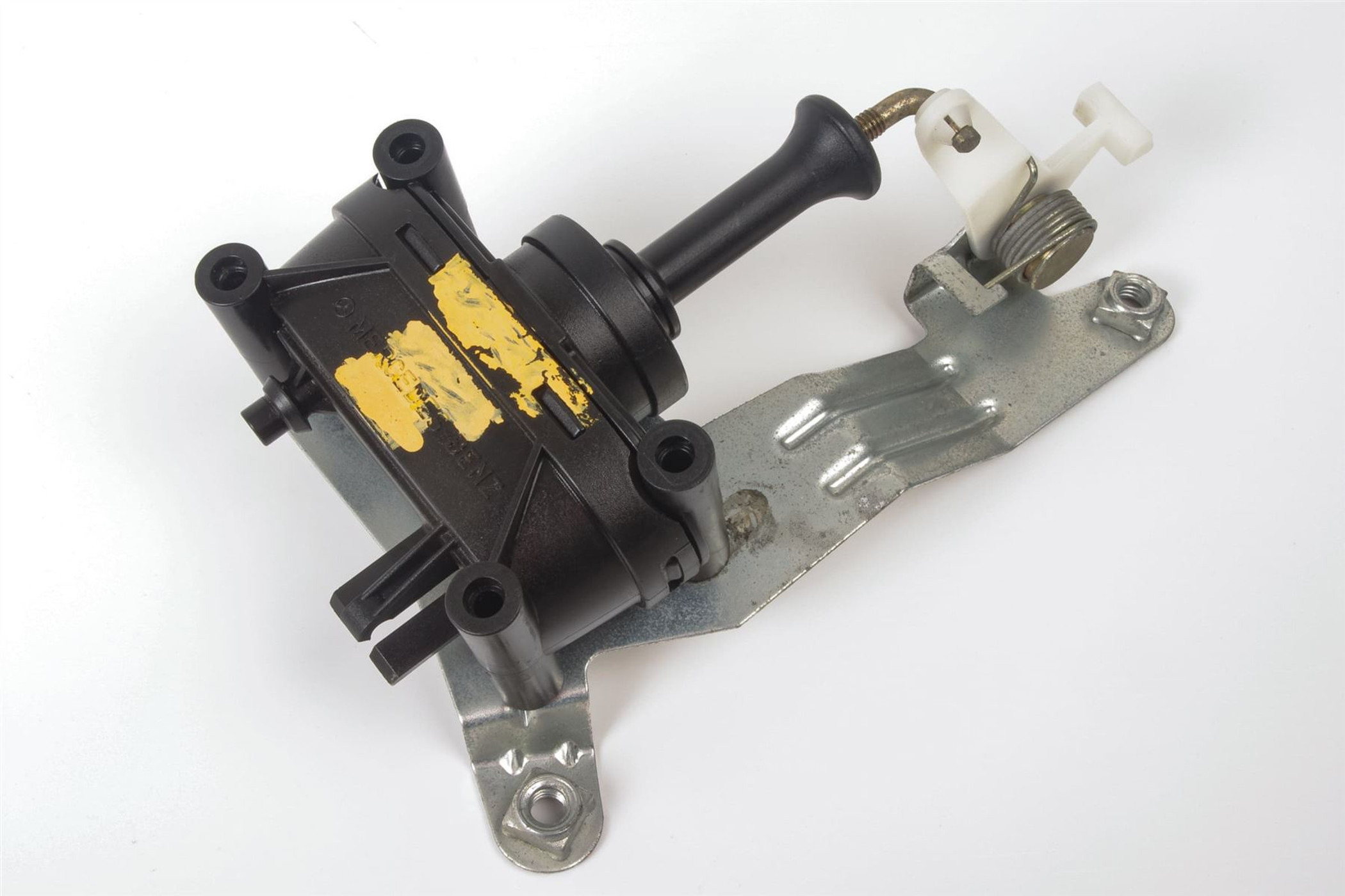 Mercedes 1248003975 Boot Lock Vacuum Actuator | R129 SL W140 V140 C140 S