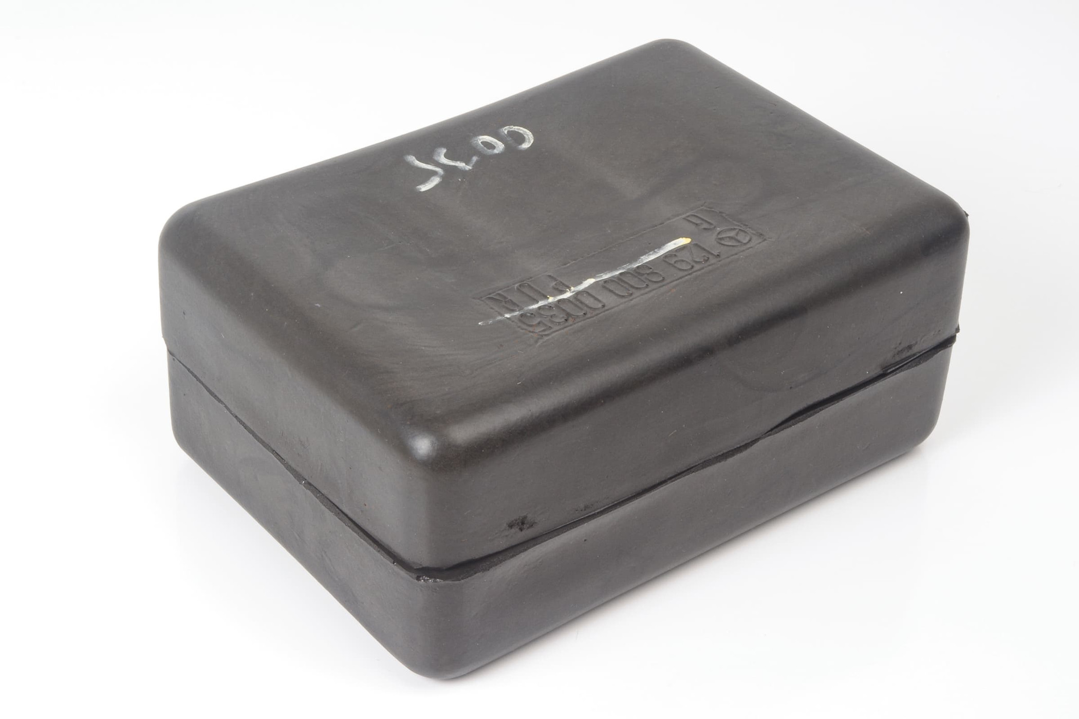 Mercedes 1298000035 Central Locking Pump Cover (c) | R129 SL
