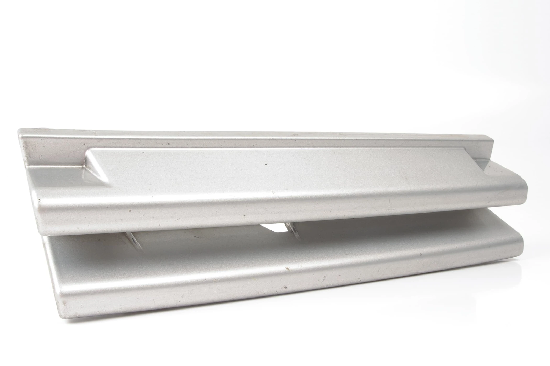 Mercedes 1408850926 Tow Eye Cover - Left Silver (a) | W140 V140 S