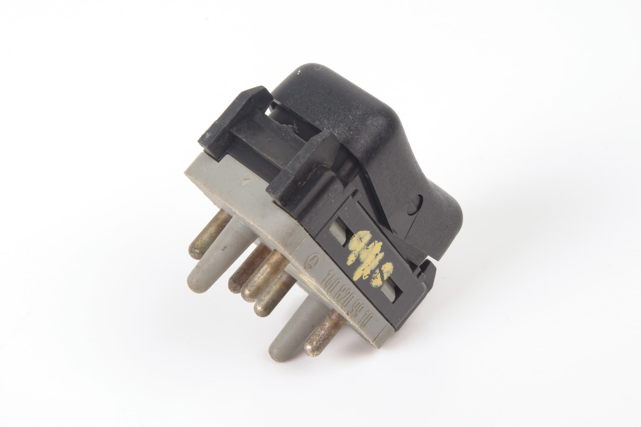 Mercedes 1408209910 Seat Heater Switch | W140 V140 C140 S