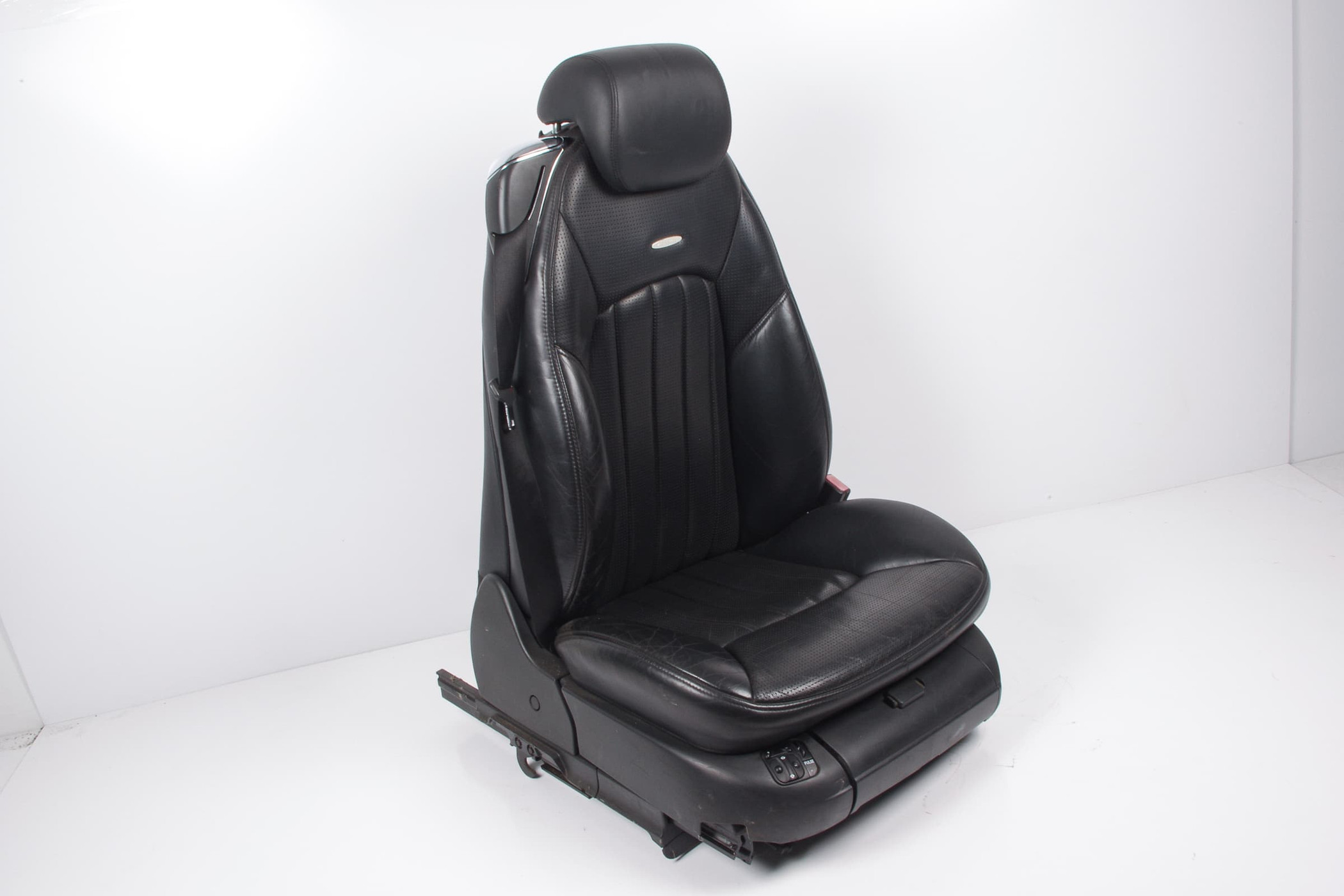 Mercedes 2309102847 AMG Seat - Front Right Grey | R230 SL