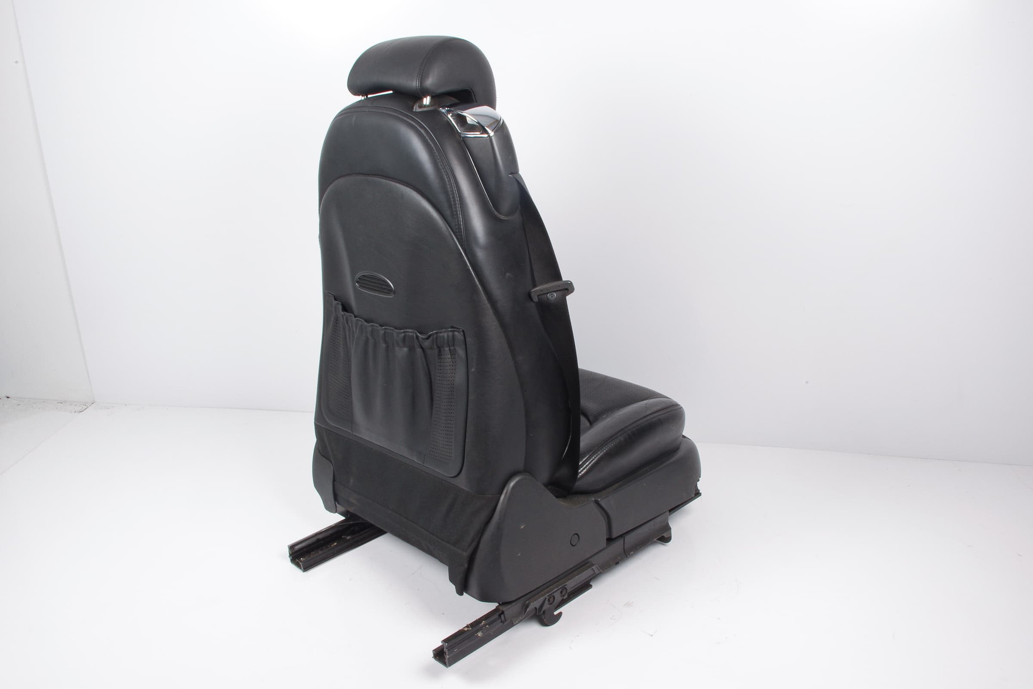 Mercedes 2309102847 AMG Seat - Front Right Grey | R230 SL