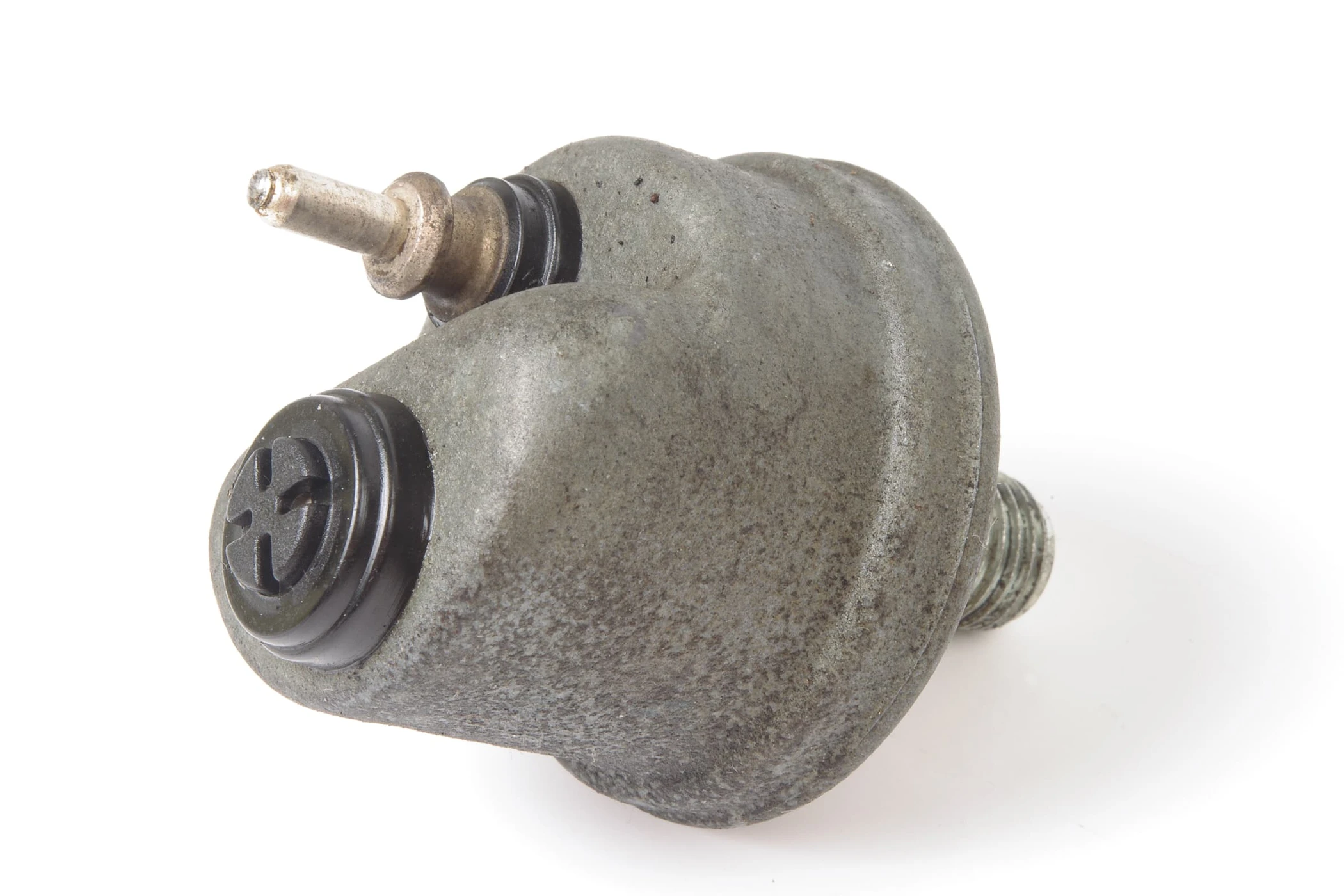 Mercedes 0065429417 Oil Pressure Sensor (a) | C107 R107 R129 SL W123 W124...