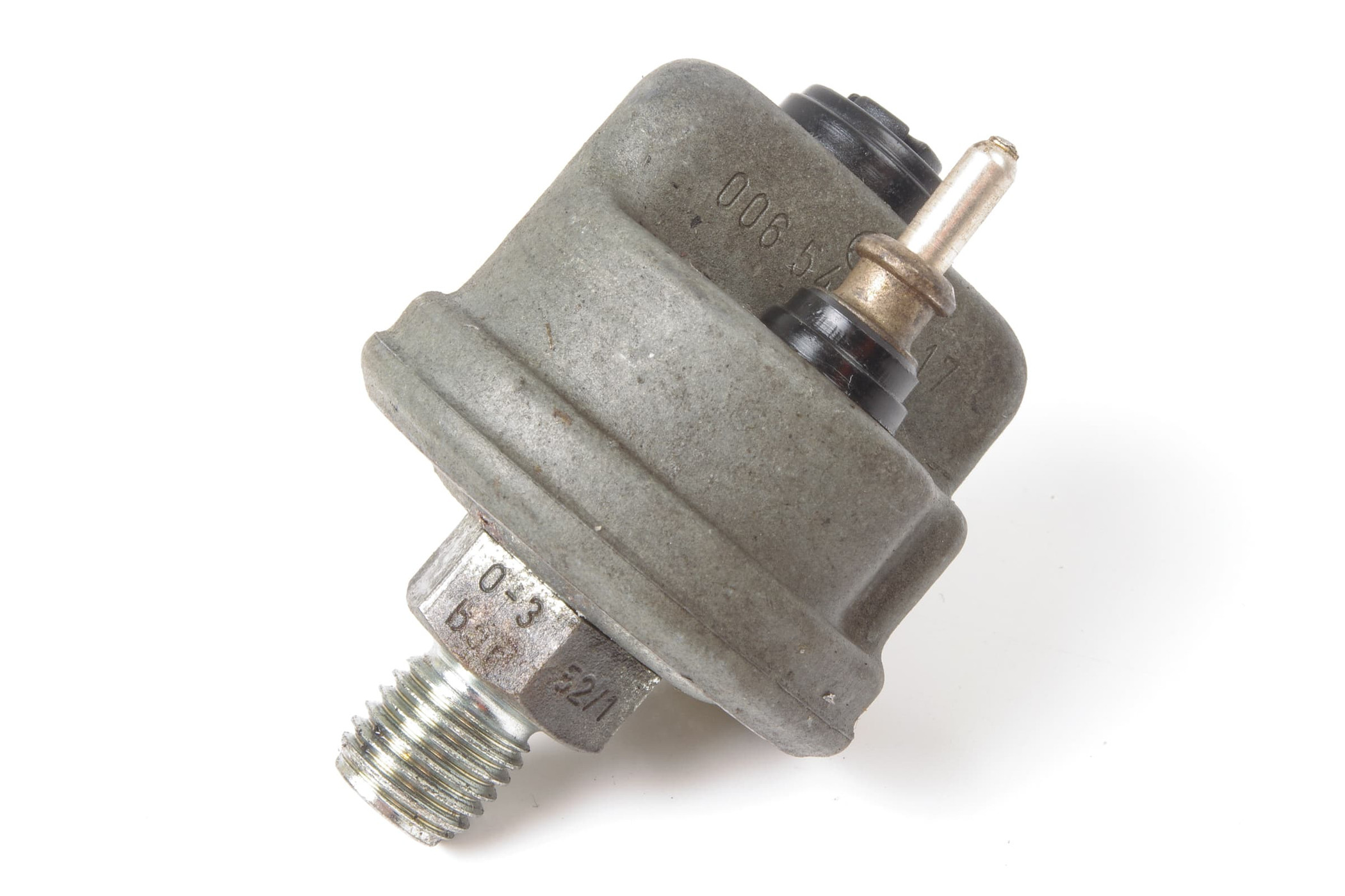 Mercedes 0065429417 Oil Pressure Sensor (a) | C107 R107 R129 SL W123 W124...