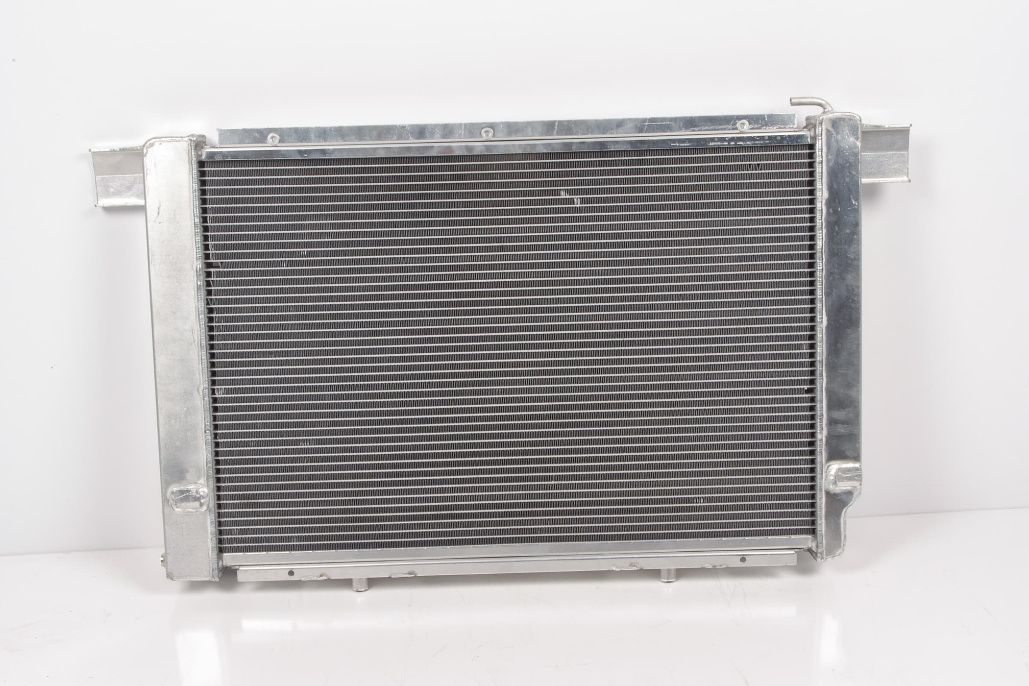 Mercedes 1295000103 Radiator (a) (New Old St.) | R129 SL