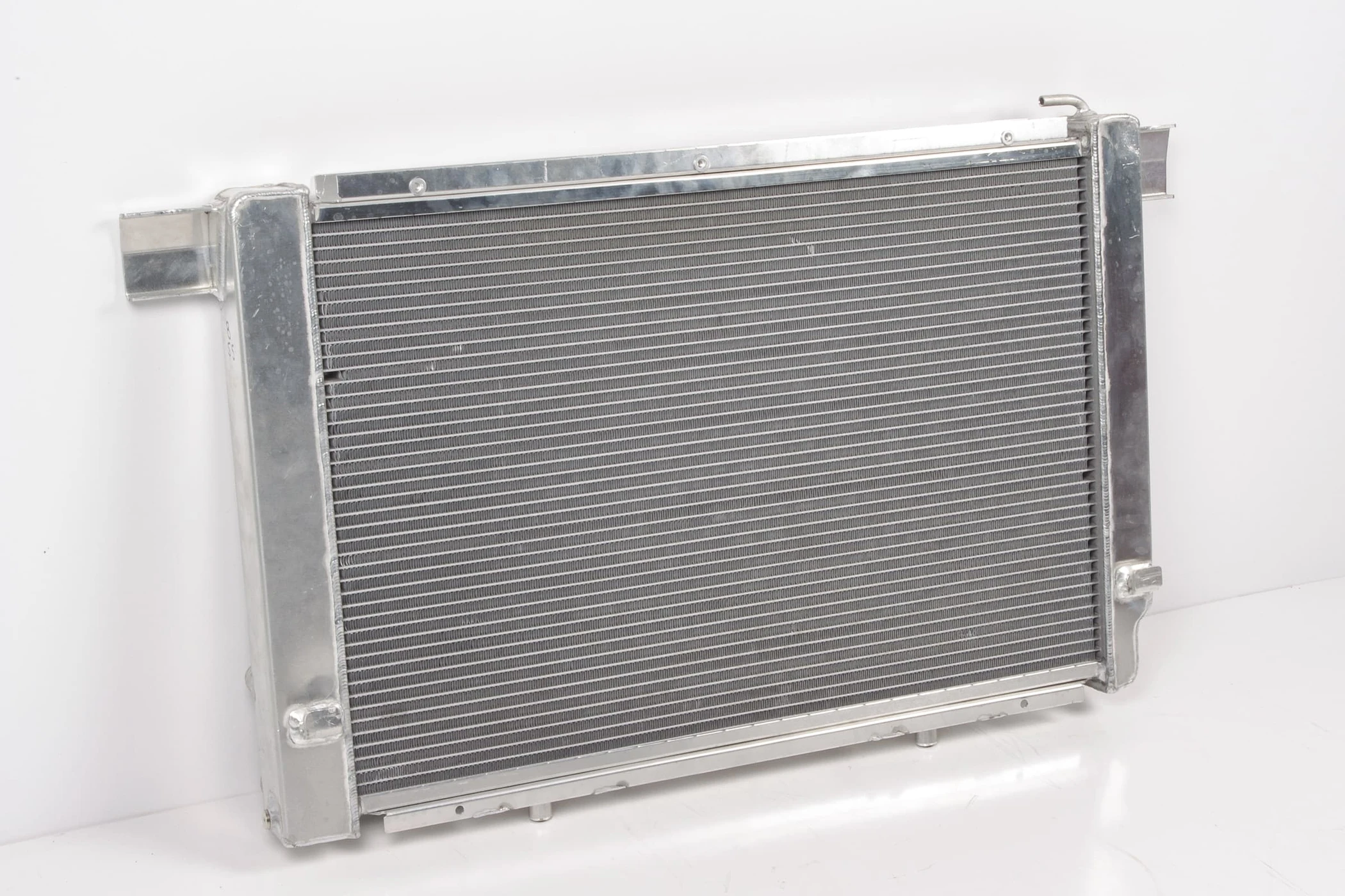 Mercedes 1295000103 Radiator (a) (New Old St.) | R129 SL