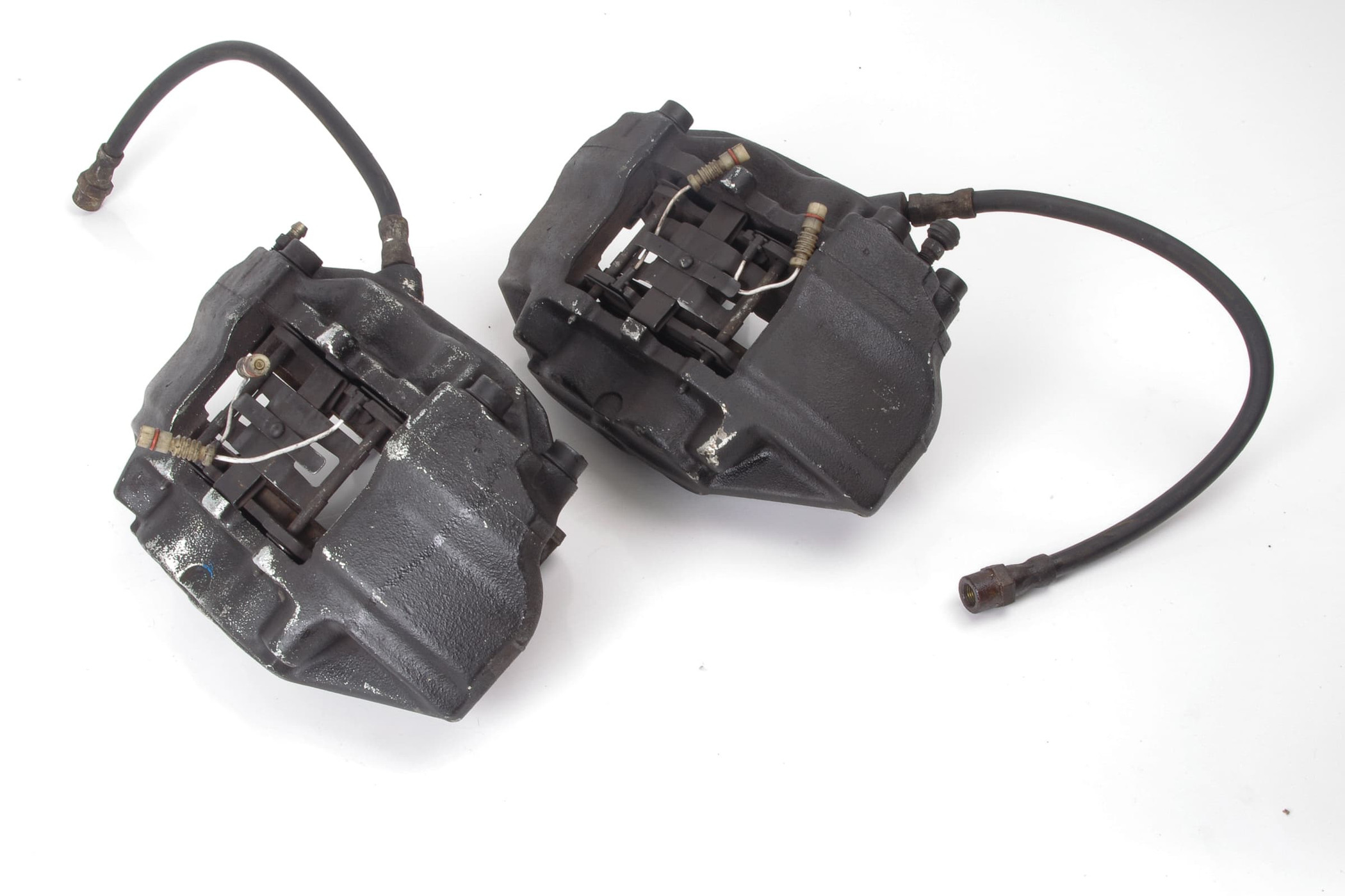 Mercedes 0014200083 Brake Caliper x2 - Front (a) | W124 W210 E R129 SL W201...