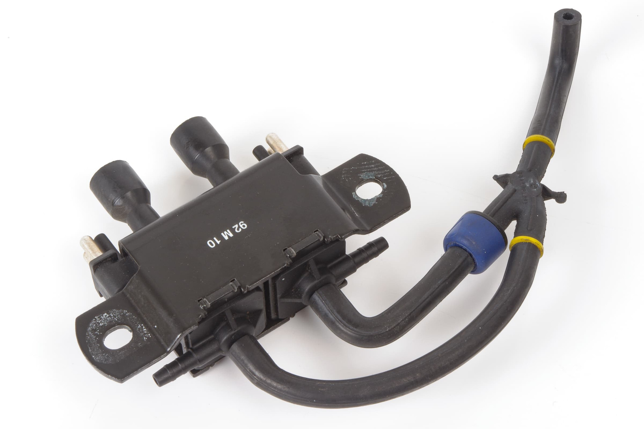 Mercedes 0025400097 EGR Valve - Right (b) | R129 SL W140 V140 C140 S