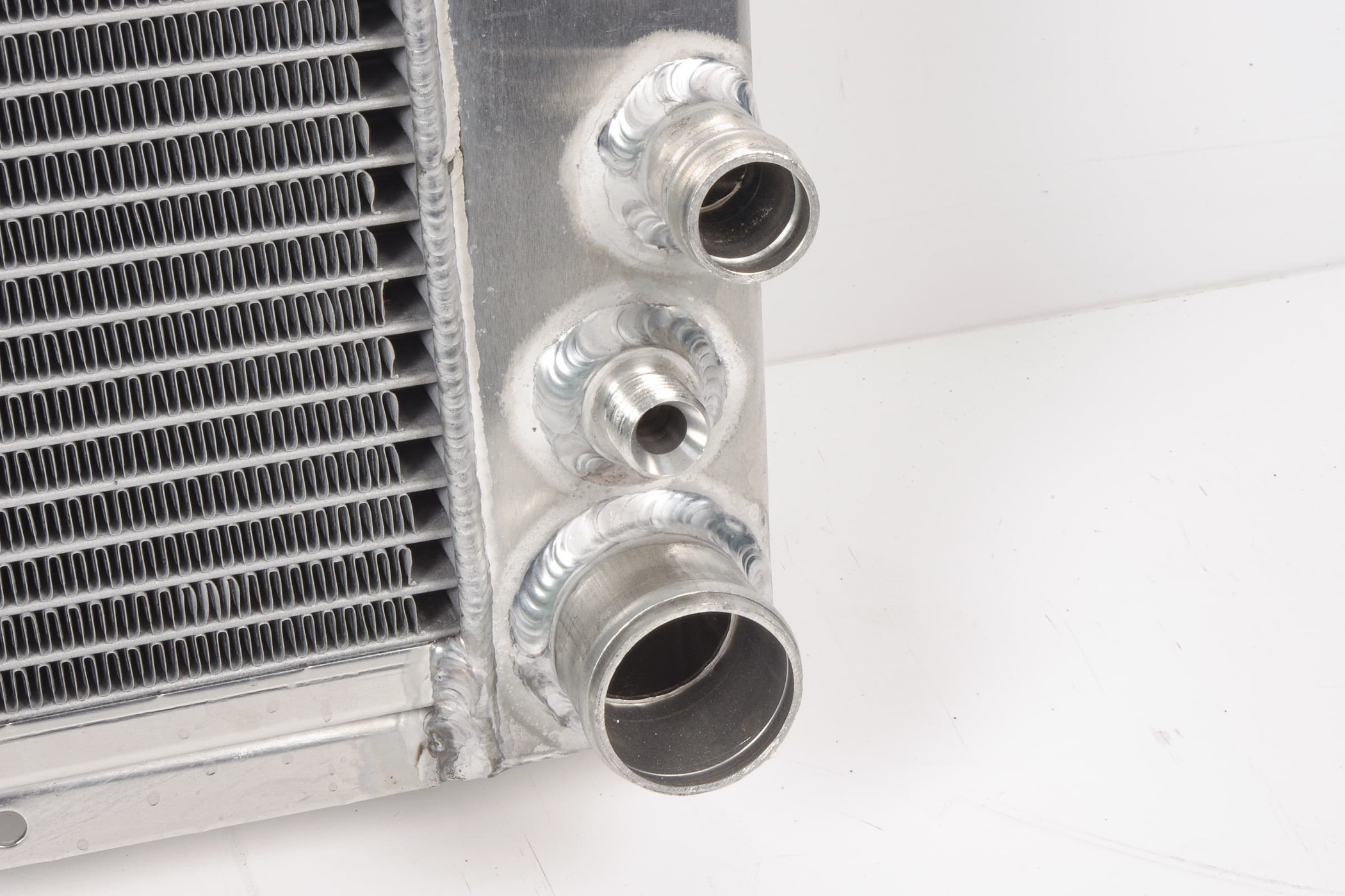 Mercedes 1295000103 Radiator (New Old St.) | R129 SL