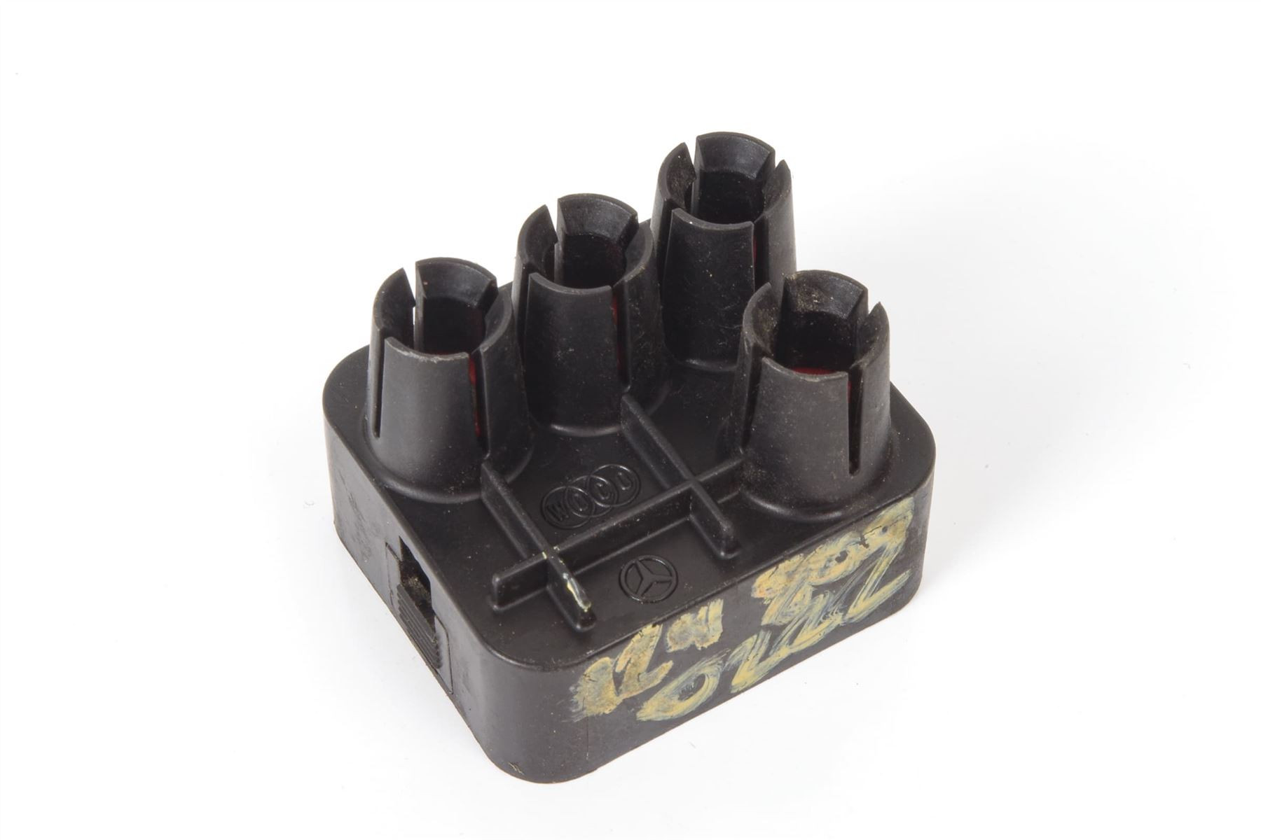 Mercedes 1298000222 Vacuum Locking Distributor (a) | R129 SL