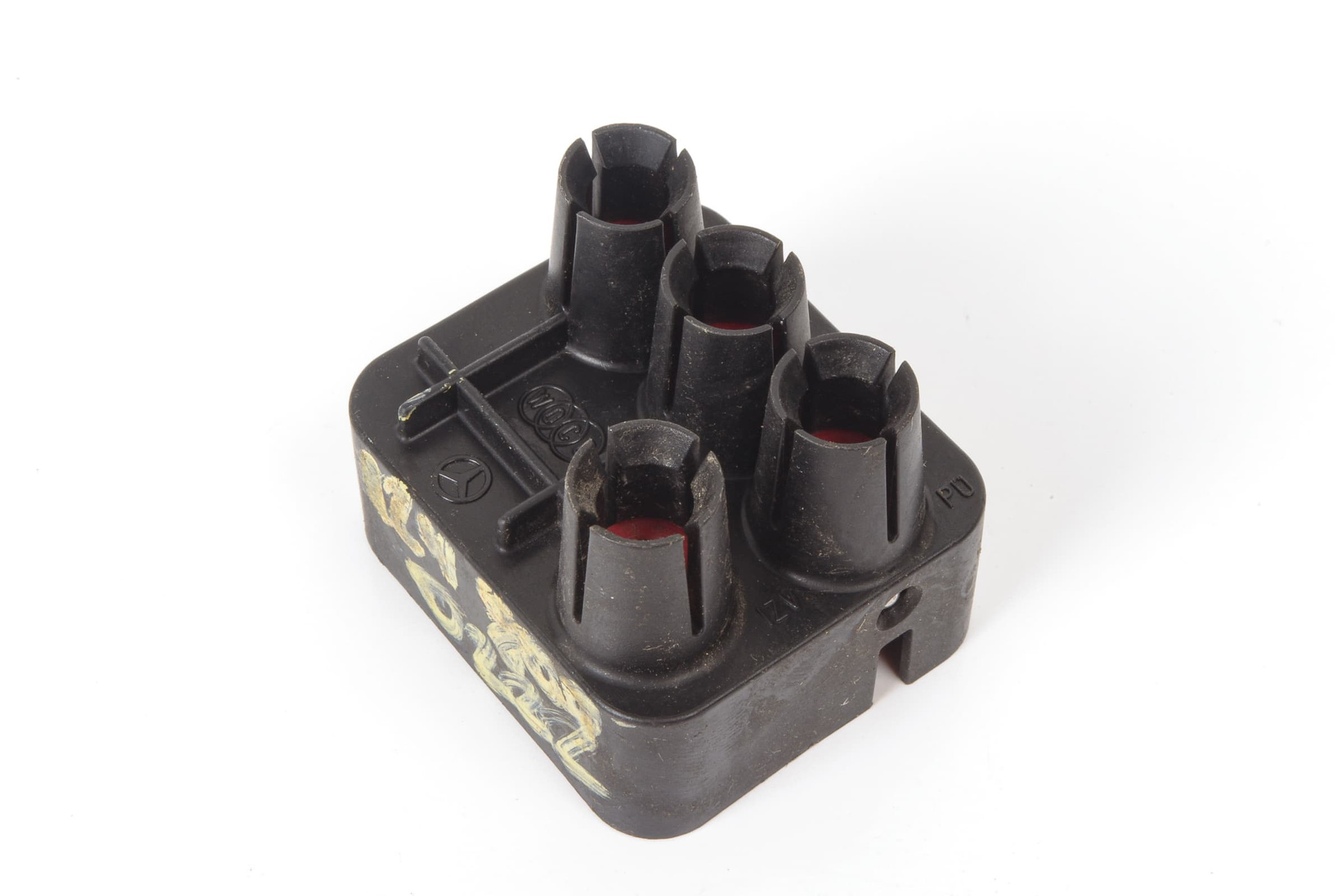 Mercedes 1298000222 Vacuum Locking Distributor (a) | R129 SL