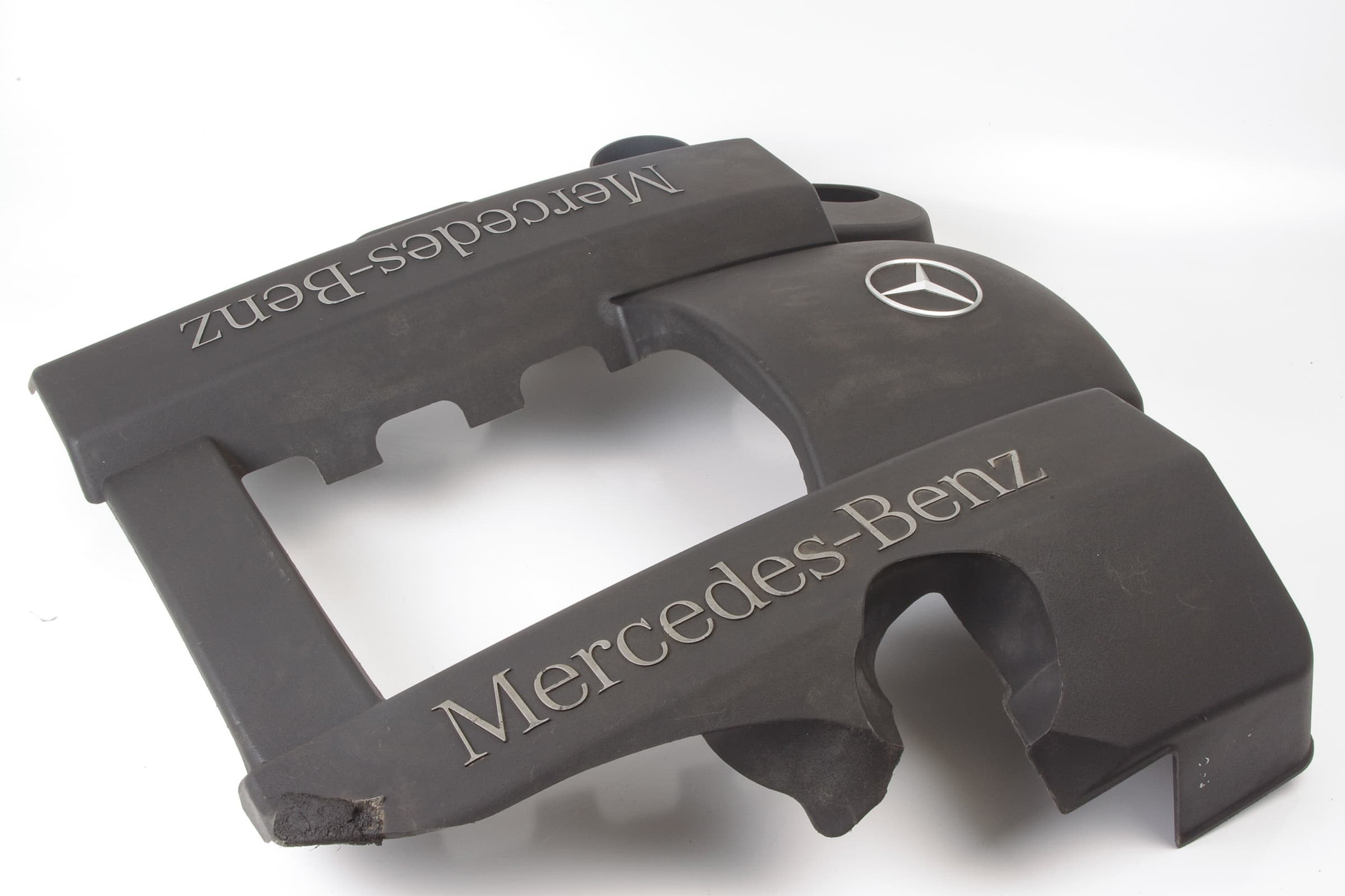 Mercedes 1120100067 Engine Cover | W163 M W202 C C208 A208 CLK W210 E