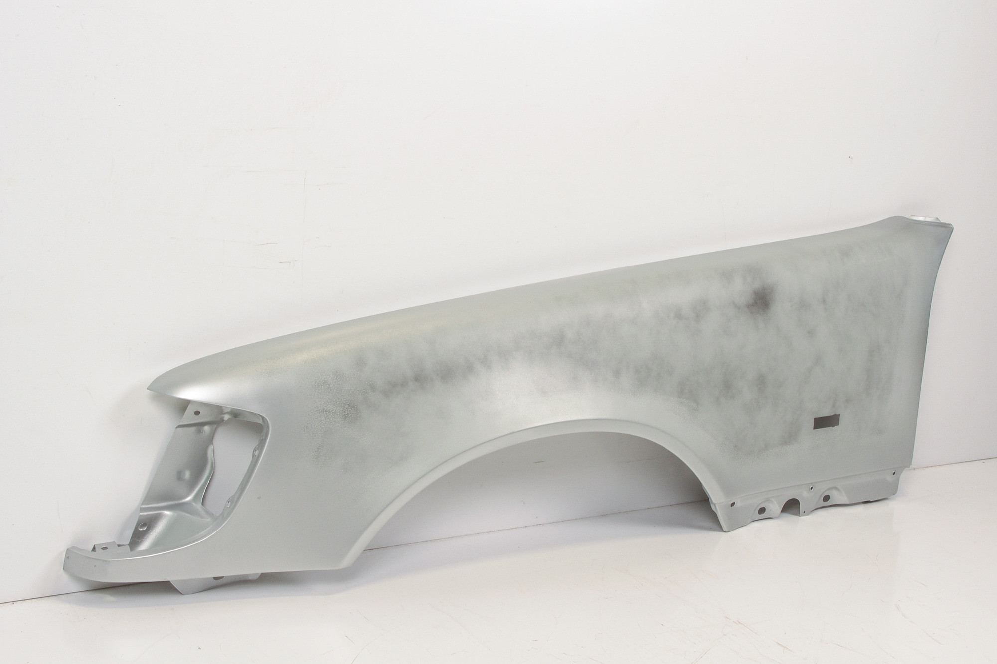 Mercedes 1408800318 Wing - Front Left Primer | W140 V140 S