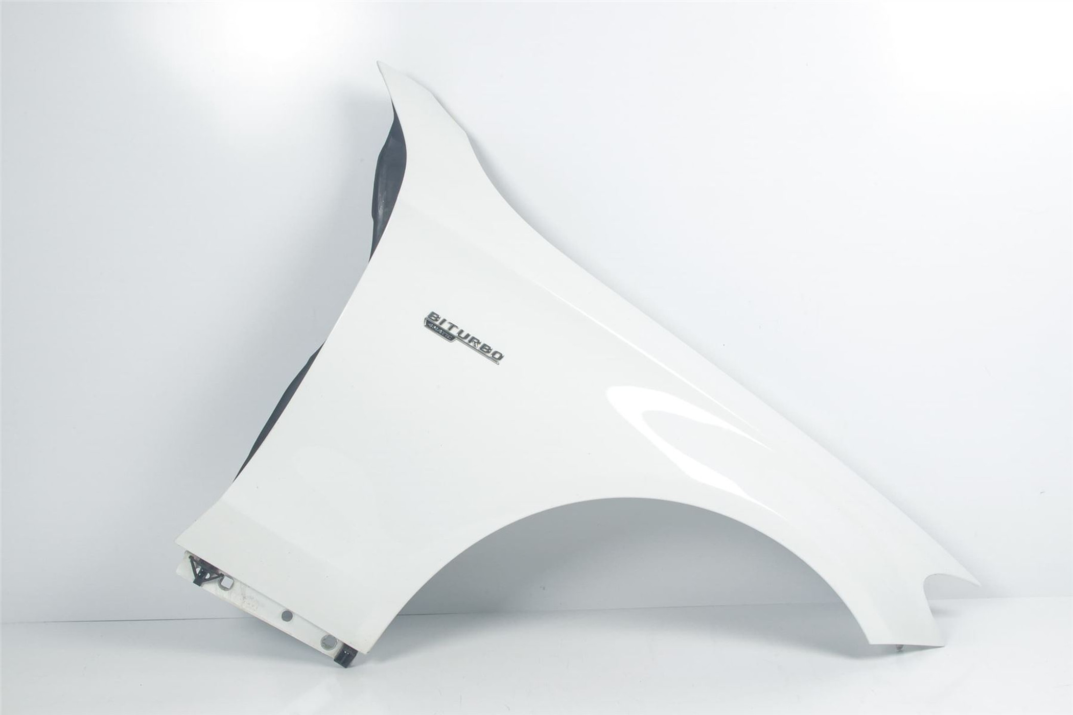 Mercedes 2058800218 Wing - Front Right White | W205 S205 C