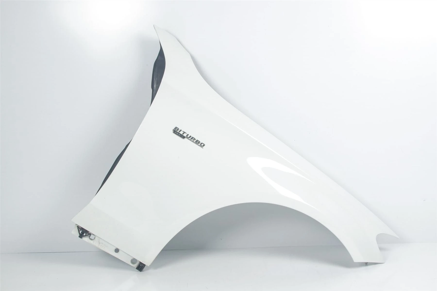 Mercedes 2058800218 Wing - Front Right White | W205 S205 C205 A205 C