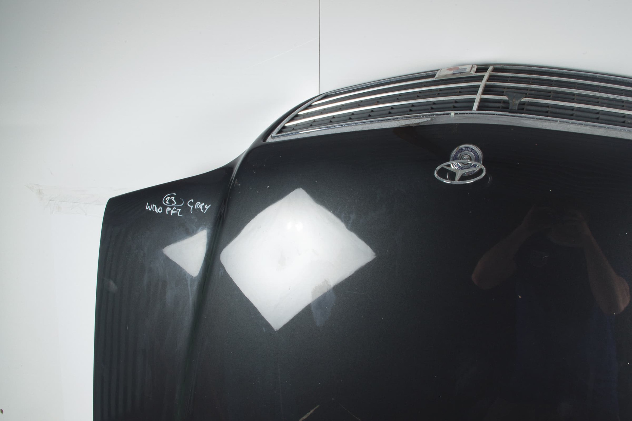 Mercedes 1408802457 Bonnet - Grey | W140 V140 S