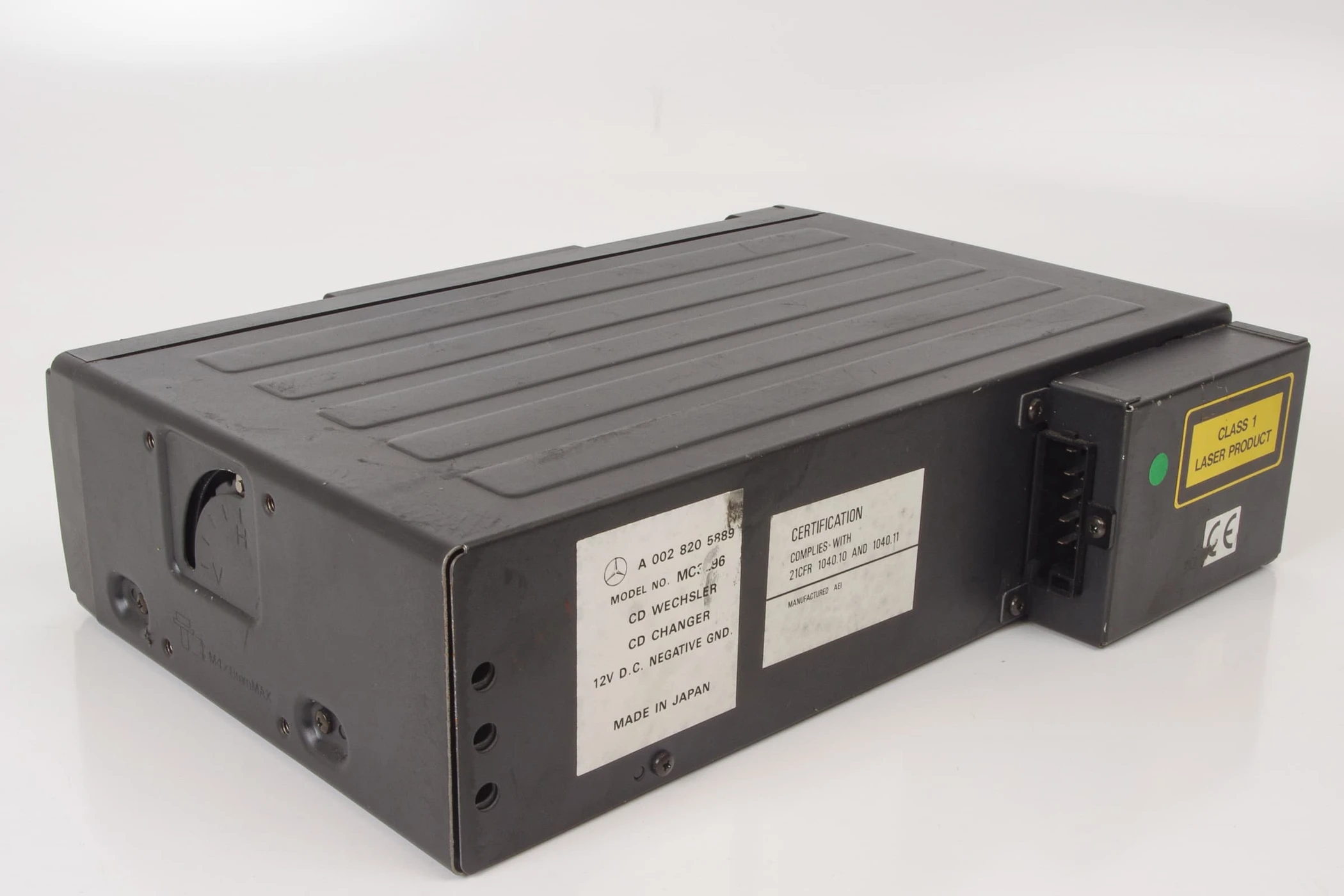 Mercedes 0028205889 CD Changer | R129 SL W140 S W168 A W202 C C208 A208 CLK...