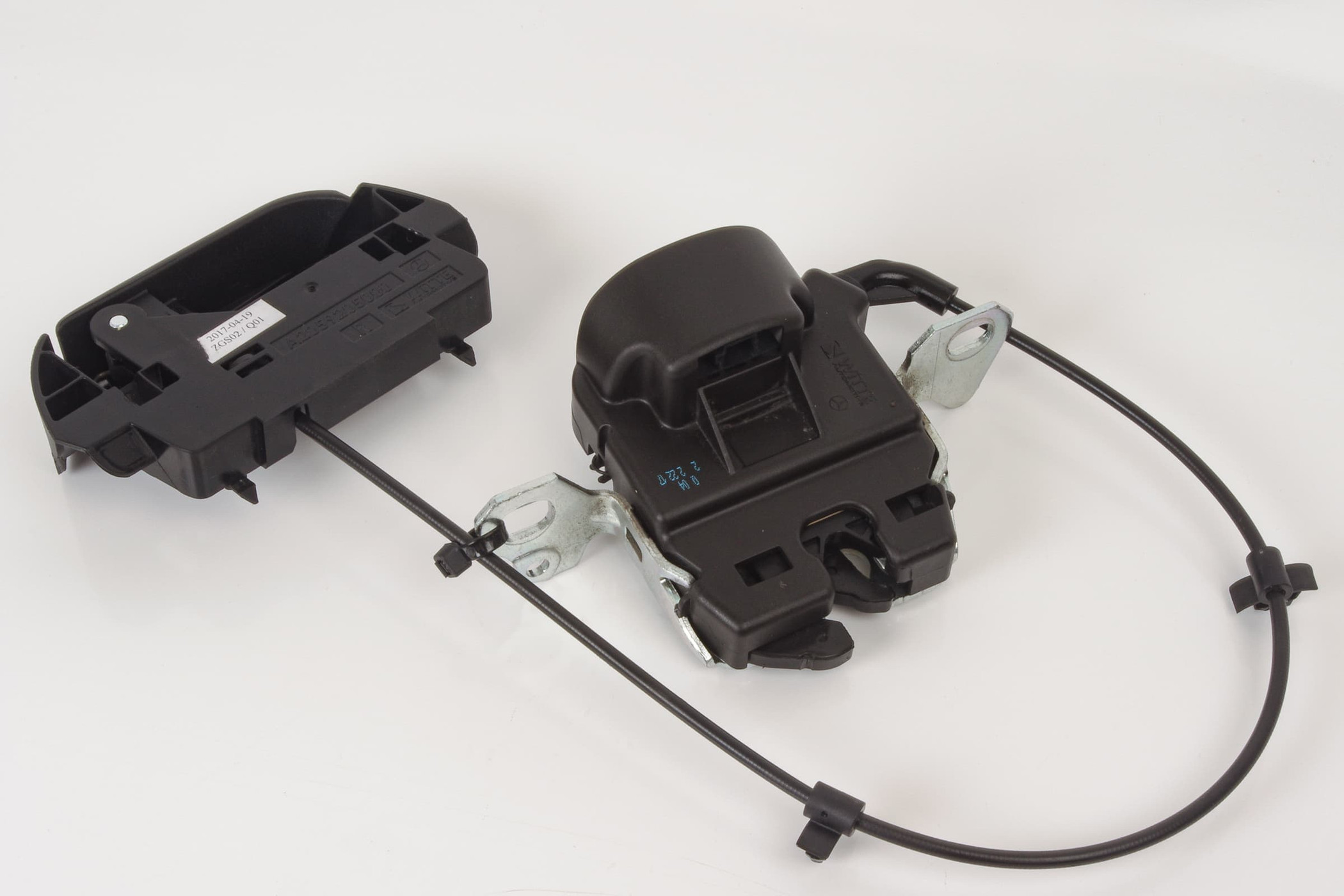 Mercedes 2059200476 Seat Release Lock - Rear Right (b) | W205 V205 C