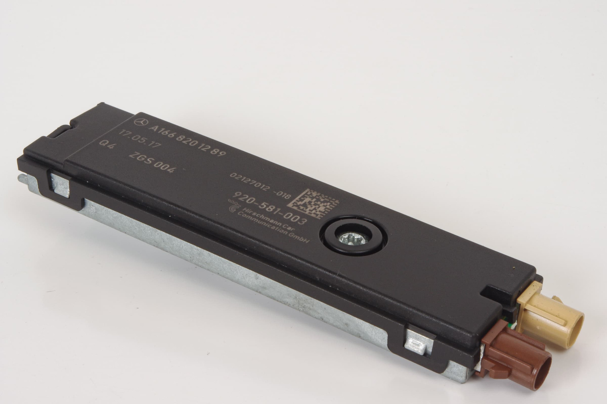 Mercedes 1668201289 Amplifier - Rear Left | W117 CLA X156 GLA W166 M X166 GL...