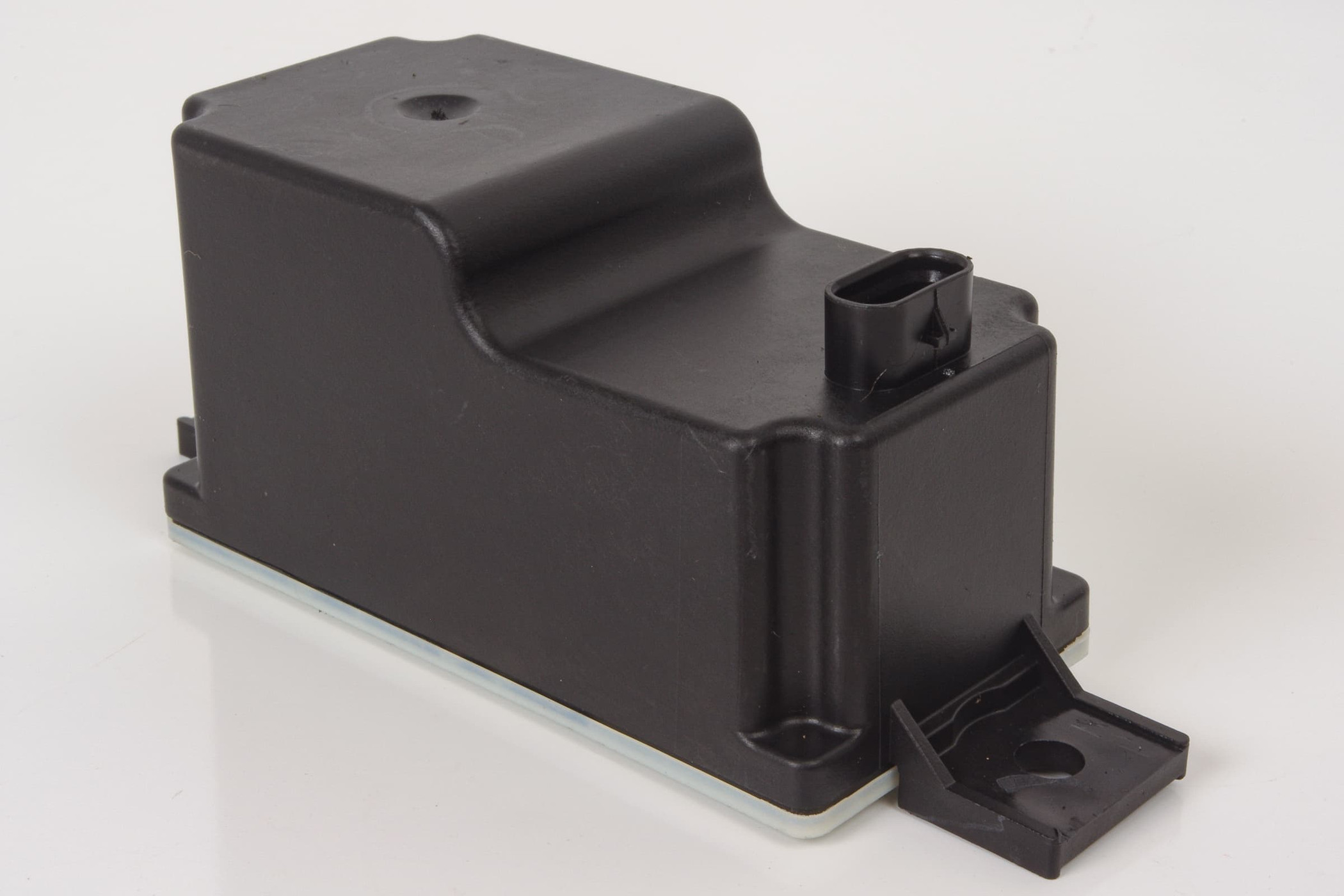 Mercedes 2059053414 Voltage Converter | W205 C W213 C238 E C217 W222 S X253 GLC