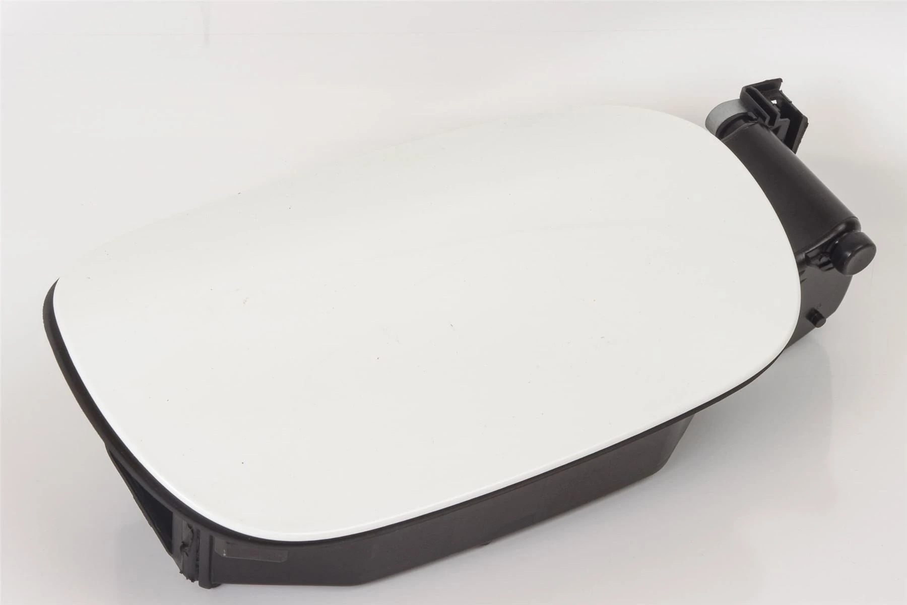 Mercedes 2056303204 Fuel Filler Cap - White | W205 V205 S205 C205 A205 C