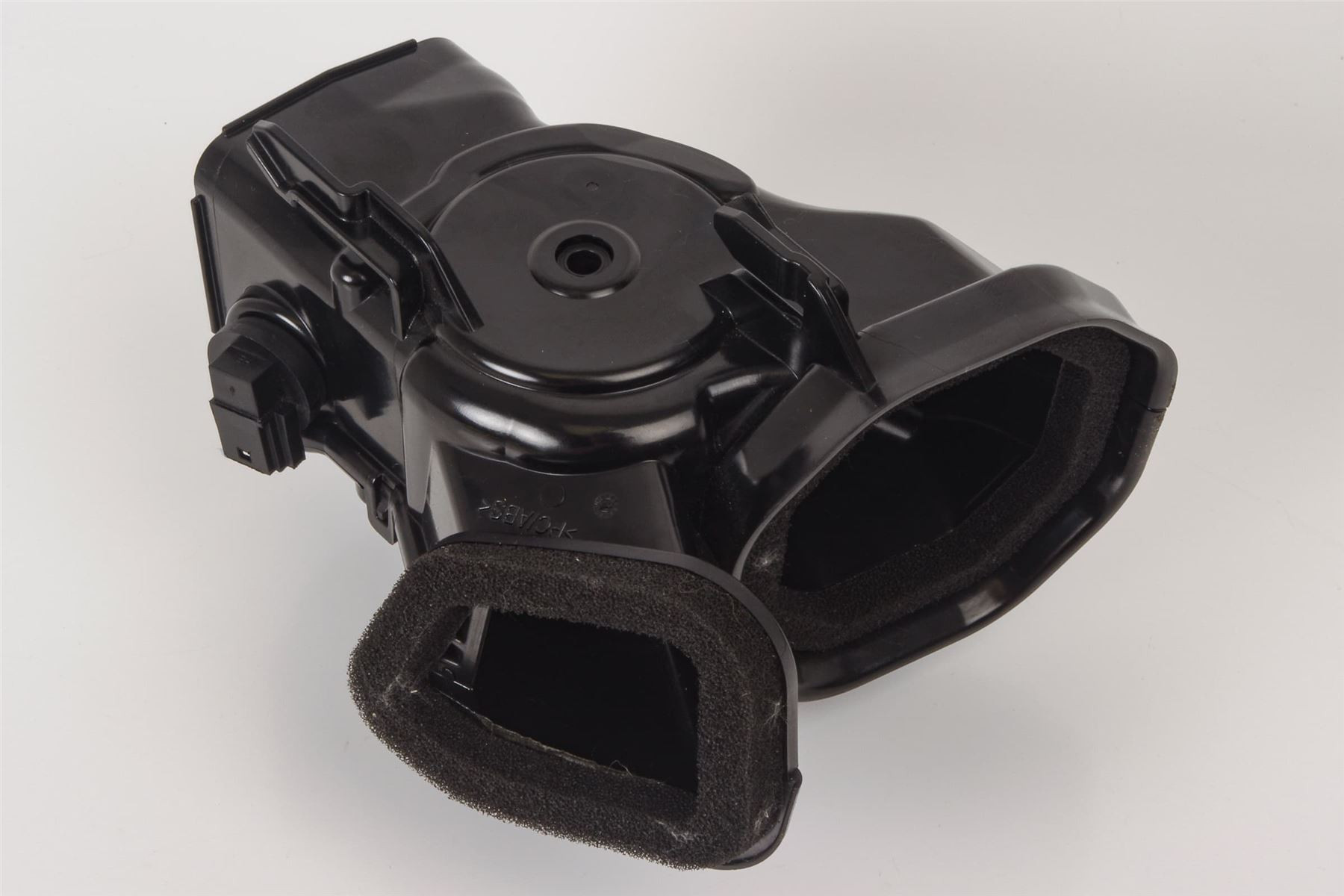 Mercedes 2058300200 Air Duct - Right | W205 V205 S205 C205 A205 C X253 GLC