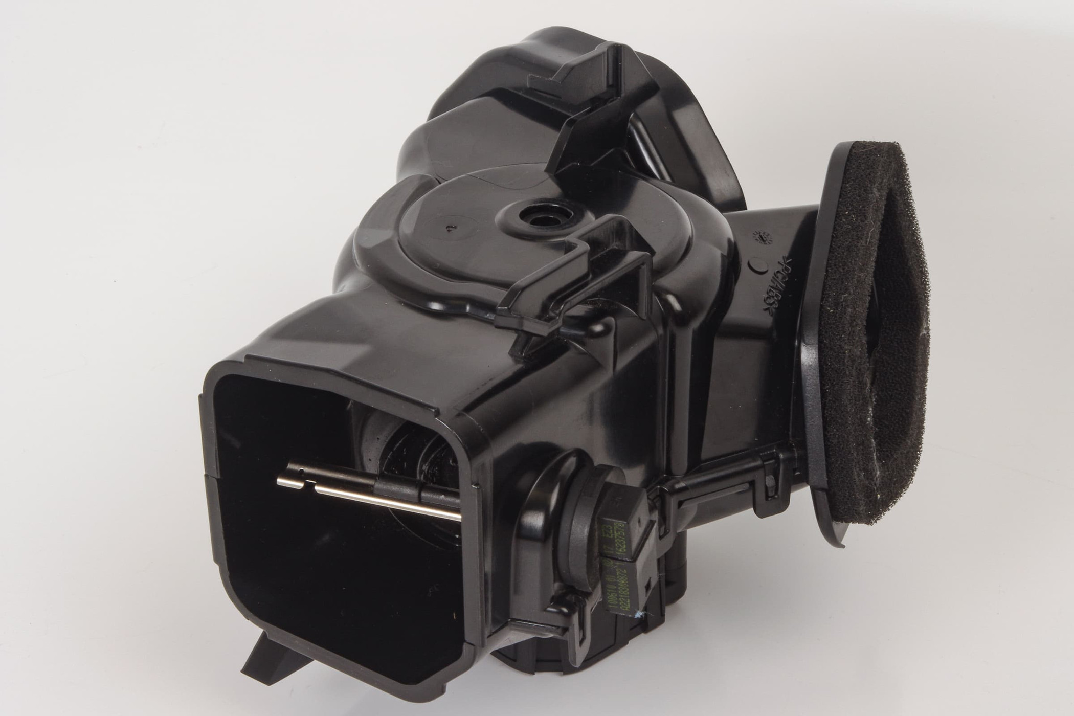 Mercedes 2058300200 Air Duct - Right | W205 V205 S205 C205 A205 C X253 GLC