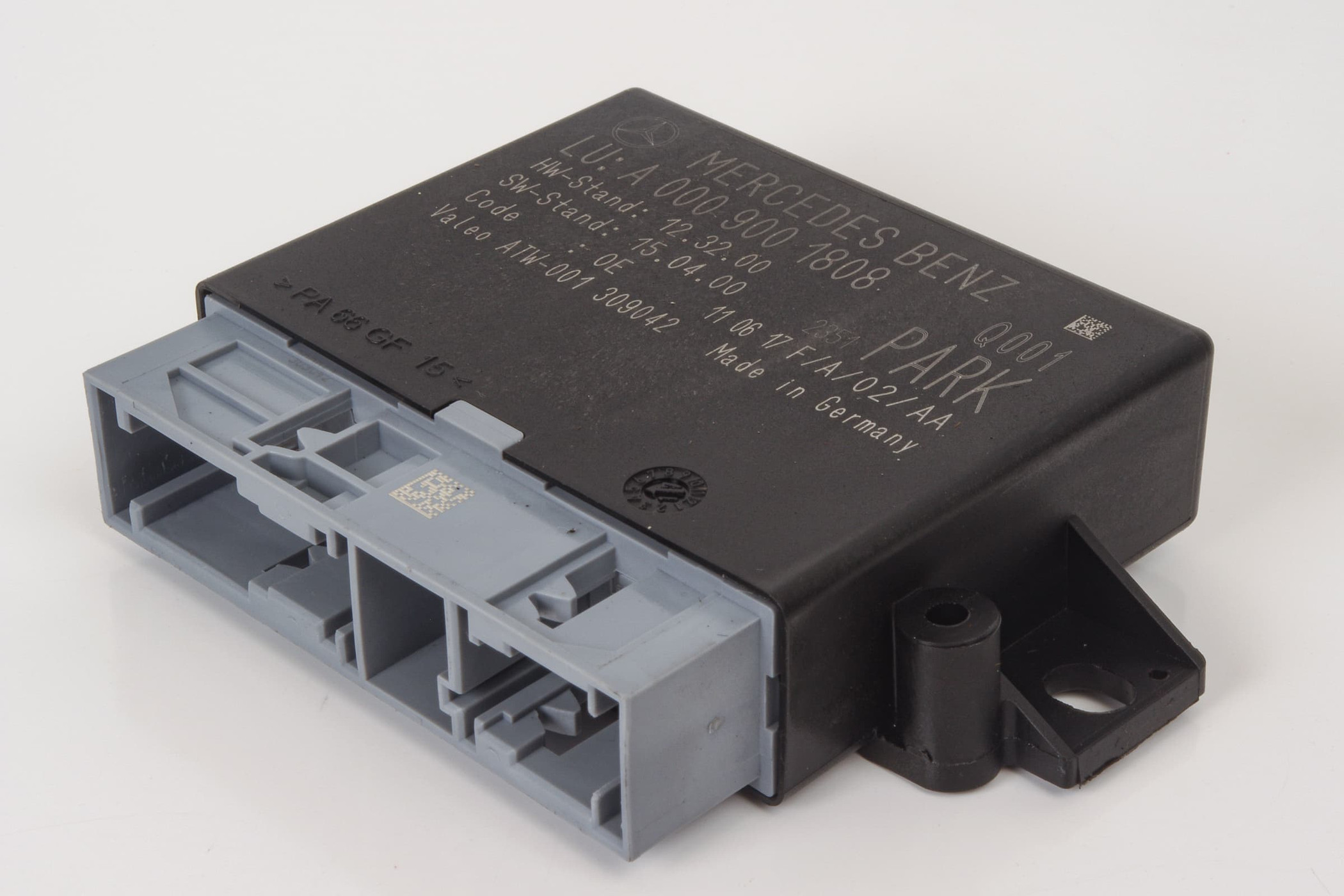 Mercedes 0009001808 Park Assist Control Unit | W205 C C217 W222 S X253 GLC