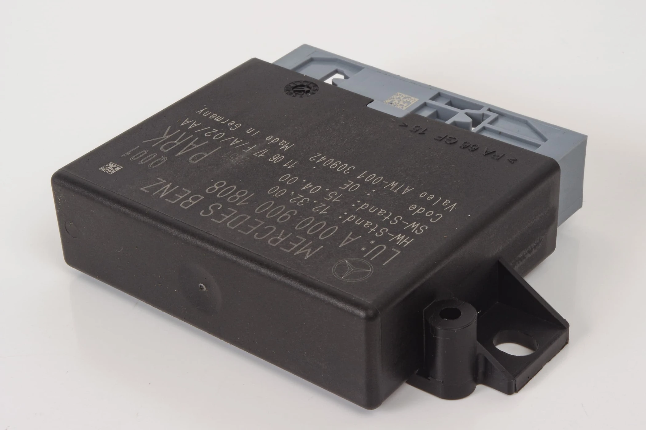 Mercedes 0009001808 Park Assist Control Unit | W205 C C217 W222 S X253 GLC