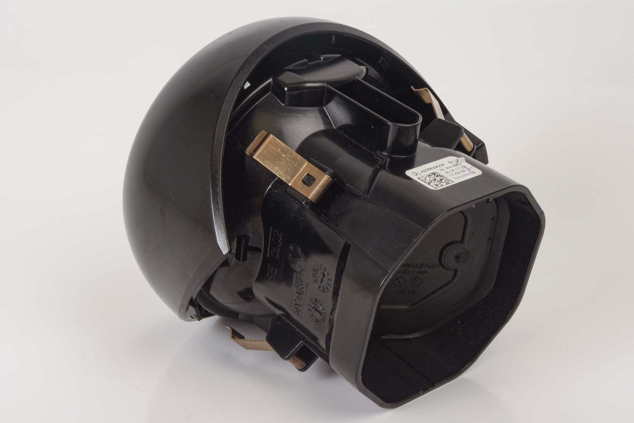 Mercedes 2058304204 Dashboard Air Vent - Right | W205 C X253 GLC