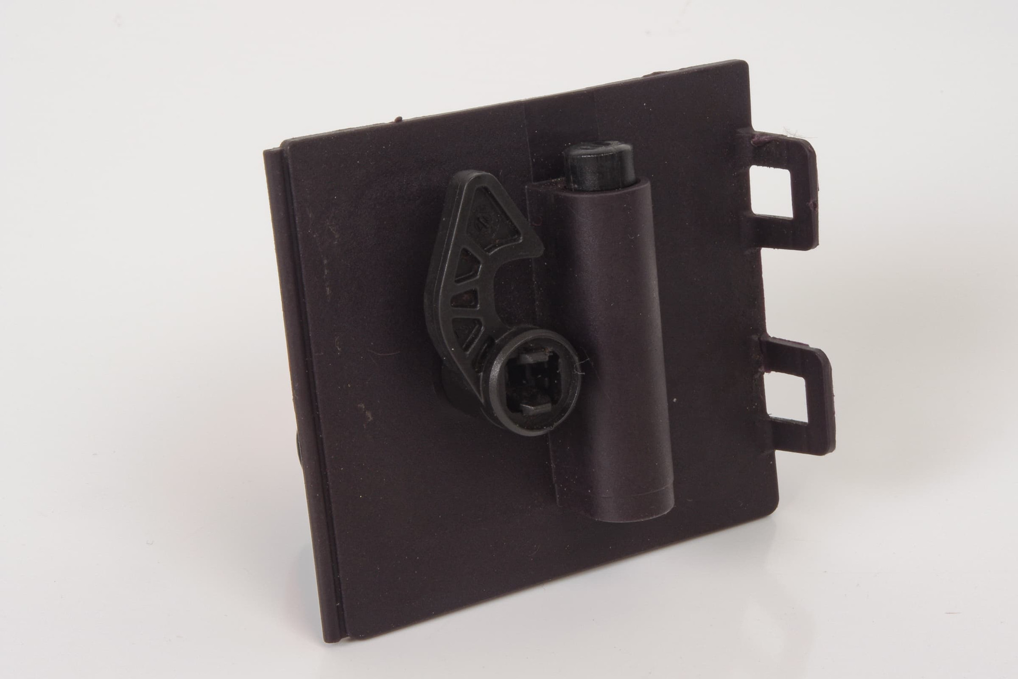 Mercedes 0008207703 Fuel Flap Locking Motor | W117 CLA X156 GLA W166 M X166...