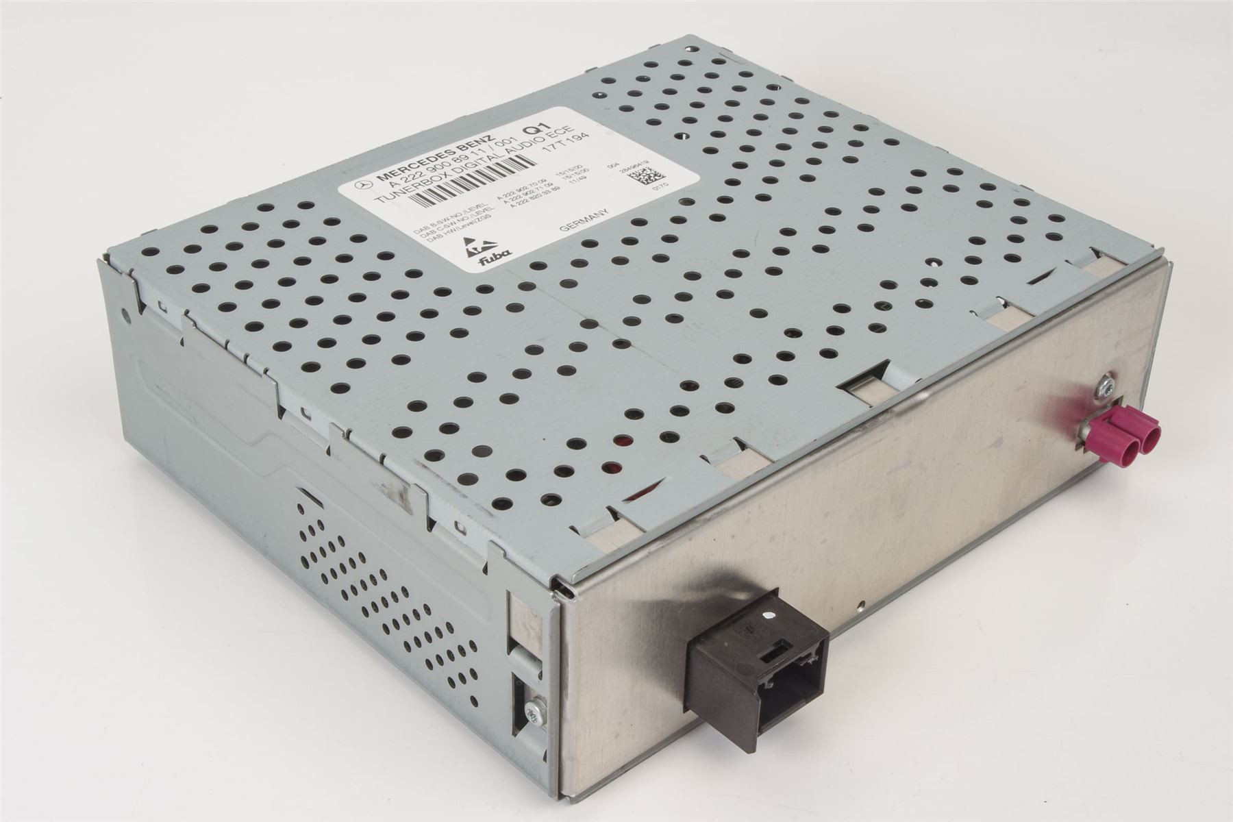 Mercedes 2229008911 Digital Tuner Control Unit | C190 R190 GT W205 C W213 E...