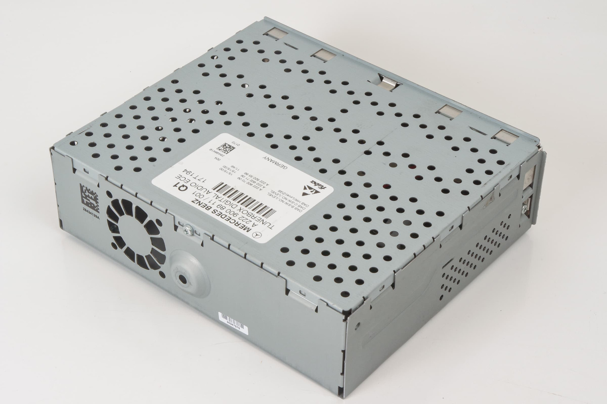Mercedes 2229008911 Digital Tuner Control Unit | C190 R190 GT W205 C W213 E...