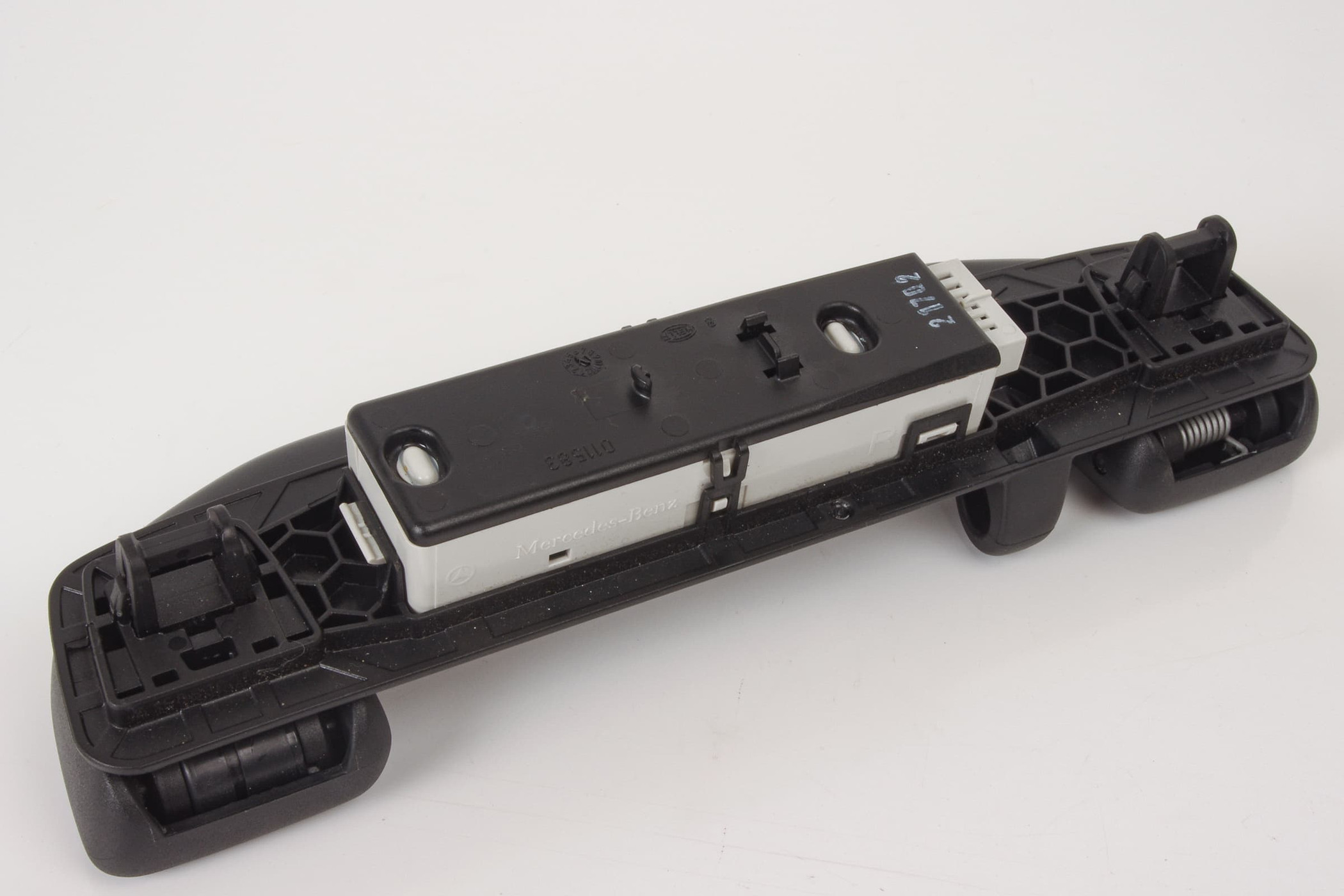 Mercedes 1668100654 Grab Handle - Rear Right Black | X156 GLA W166 M X166 GL...