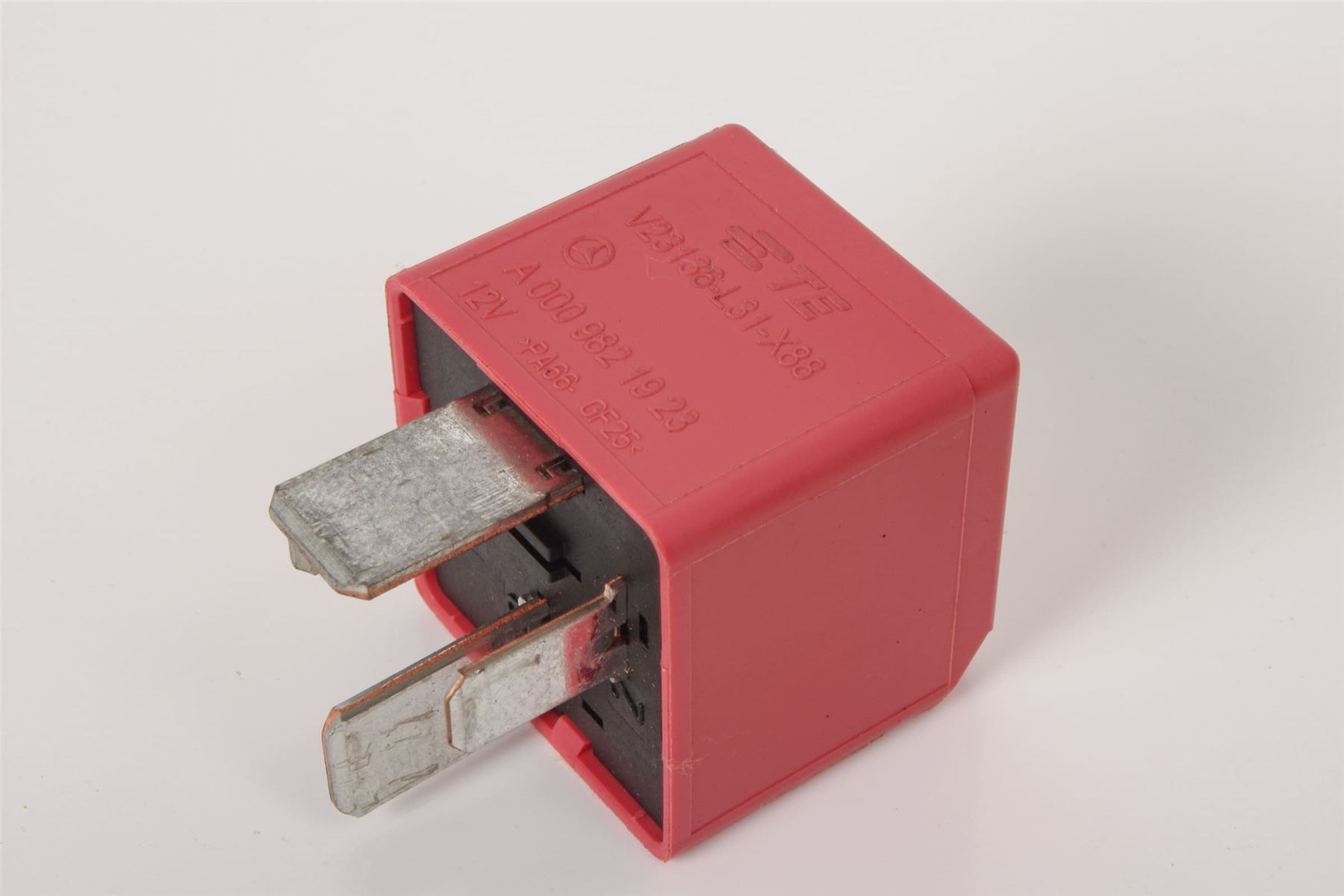 Mercedes 0009821923 Boot Relay | W205 C W213 C238 E W222 S