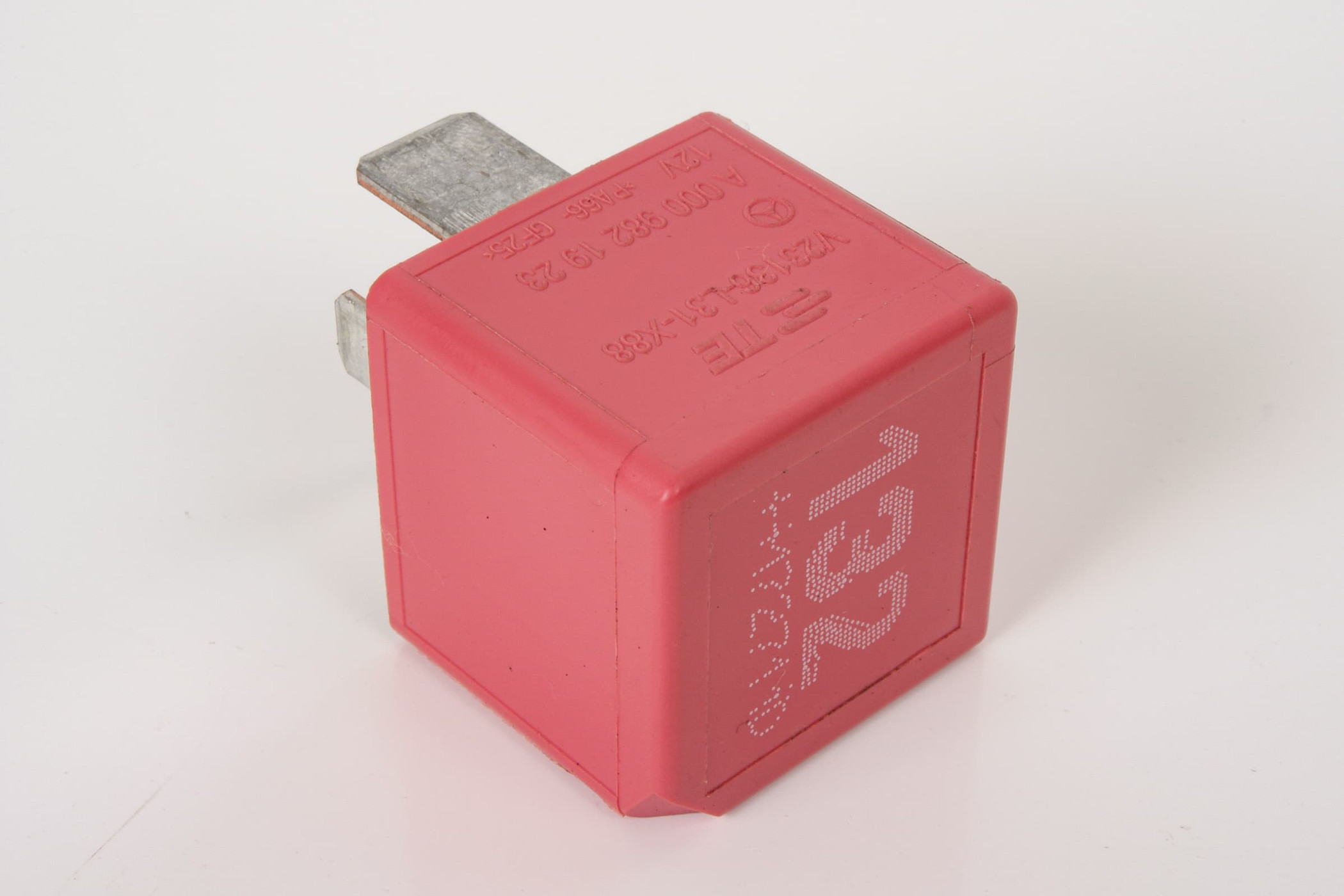 Mercedes 0009821923 Boot Relay | W205 C W213 C238 E W222 S