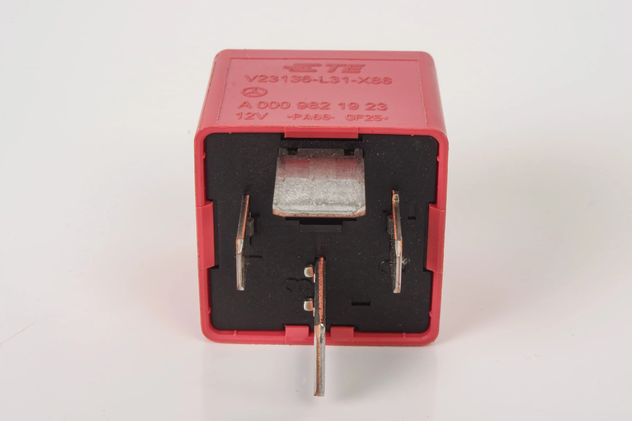 Mercedes 0009821923 Boot Relay | W205 C W213 C238 E W222 S