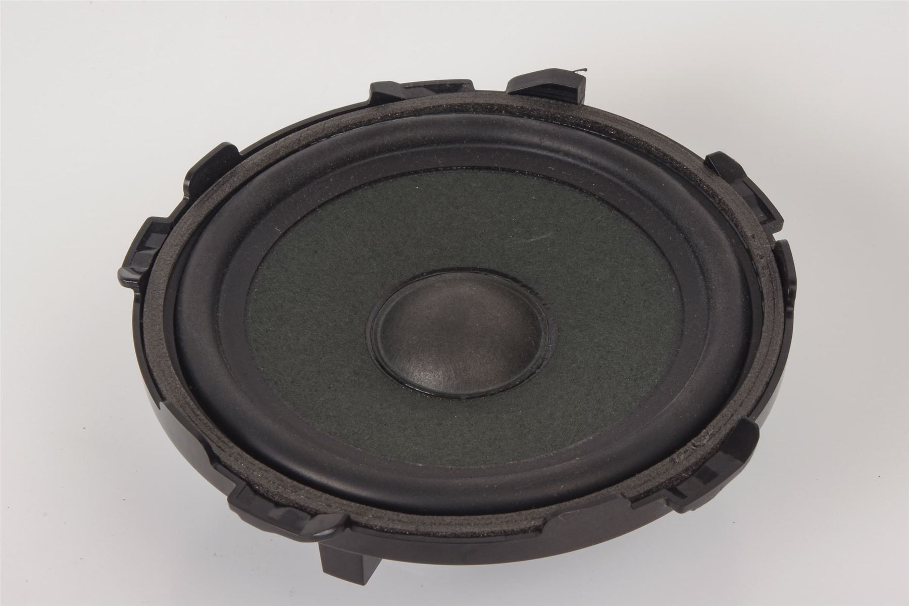 Mercedes 2058201002 Footwell Speaker - Right | W205 C W213 C238 E C217 W222 S...
