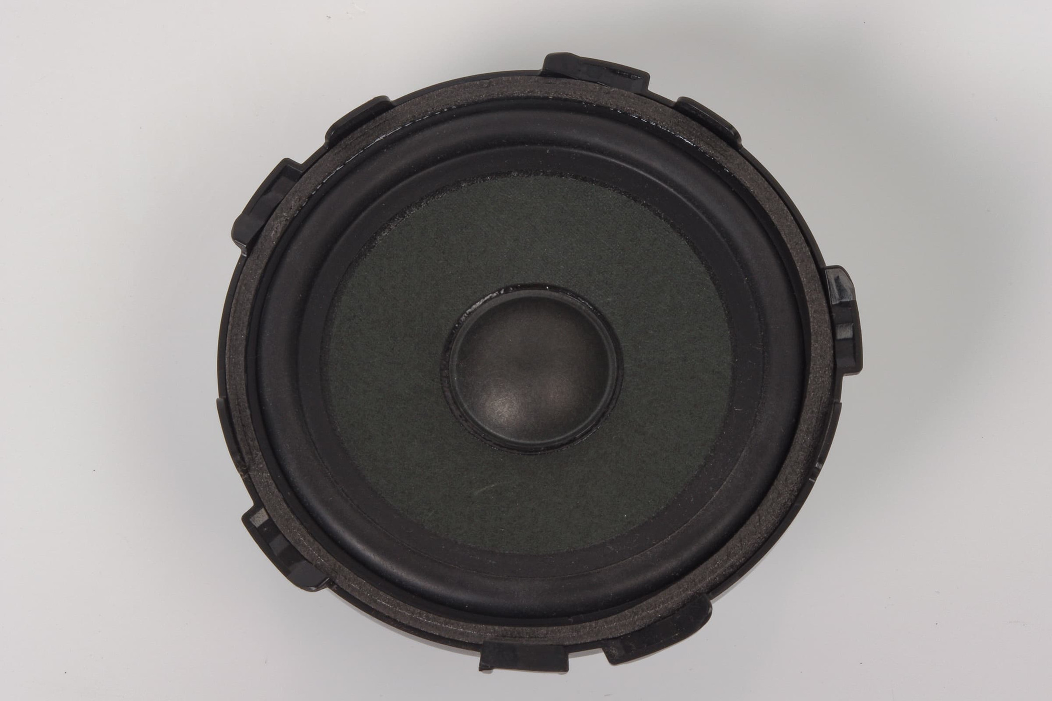 Mercedes 2058201002 Footwell Speaker - Right | W205 C W213 C238 E C217 W222 S...