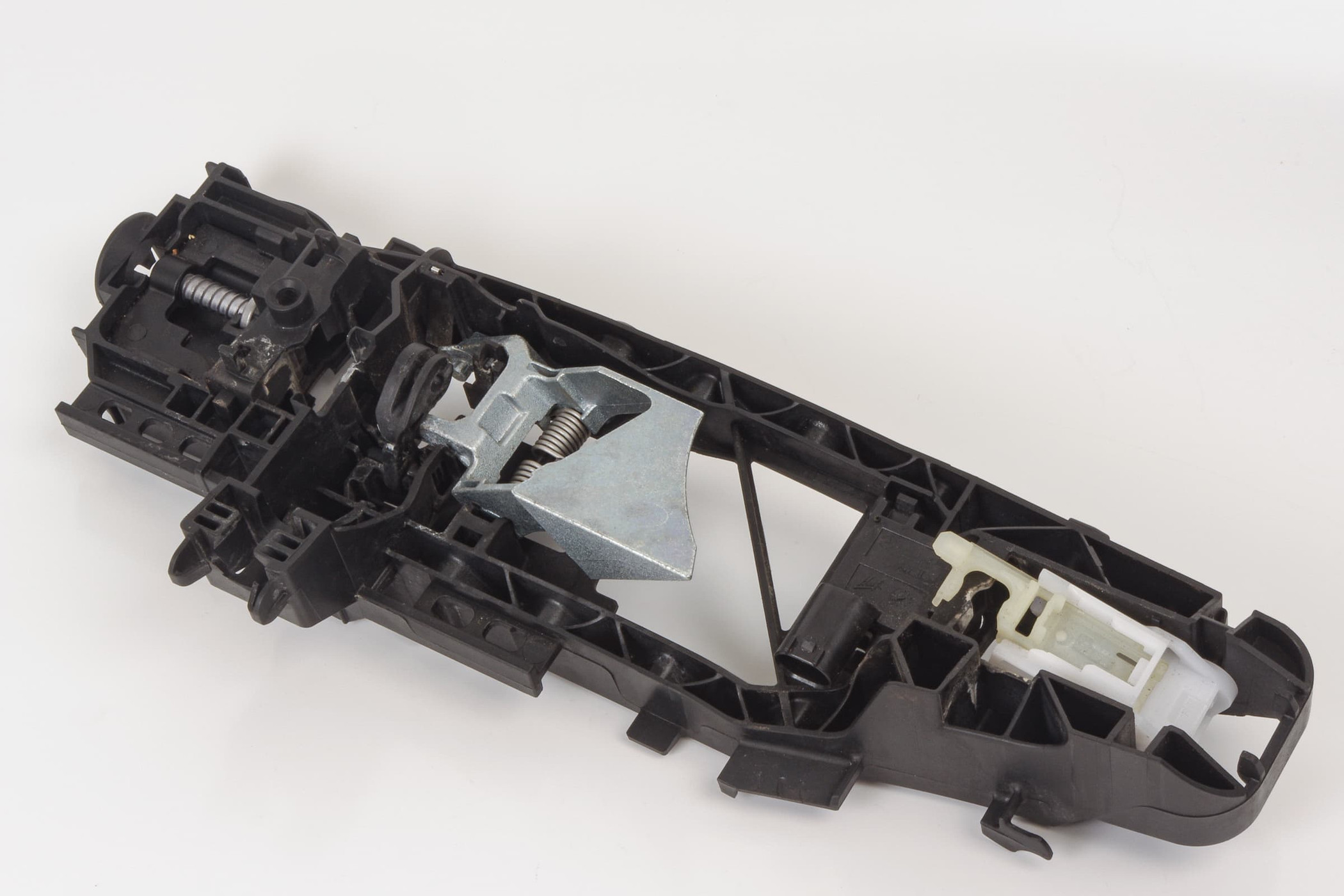 Mercedes 0997602100 Exterior Door Handle Mechanism - Front Left | C190 R190...