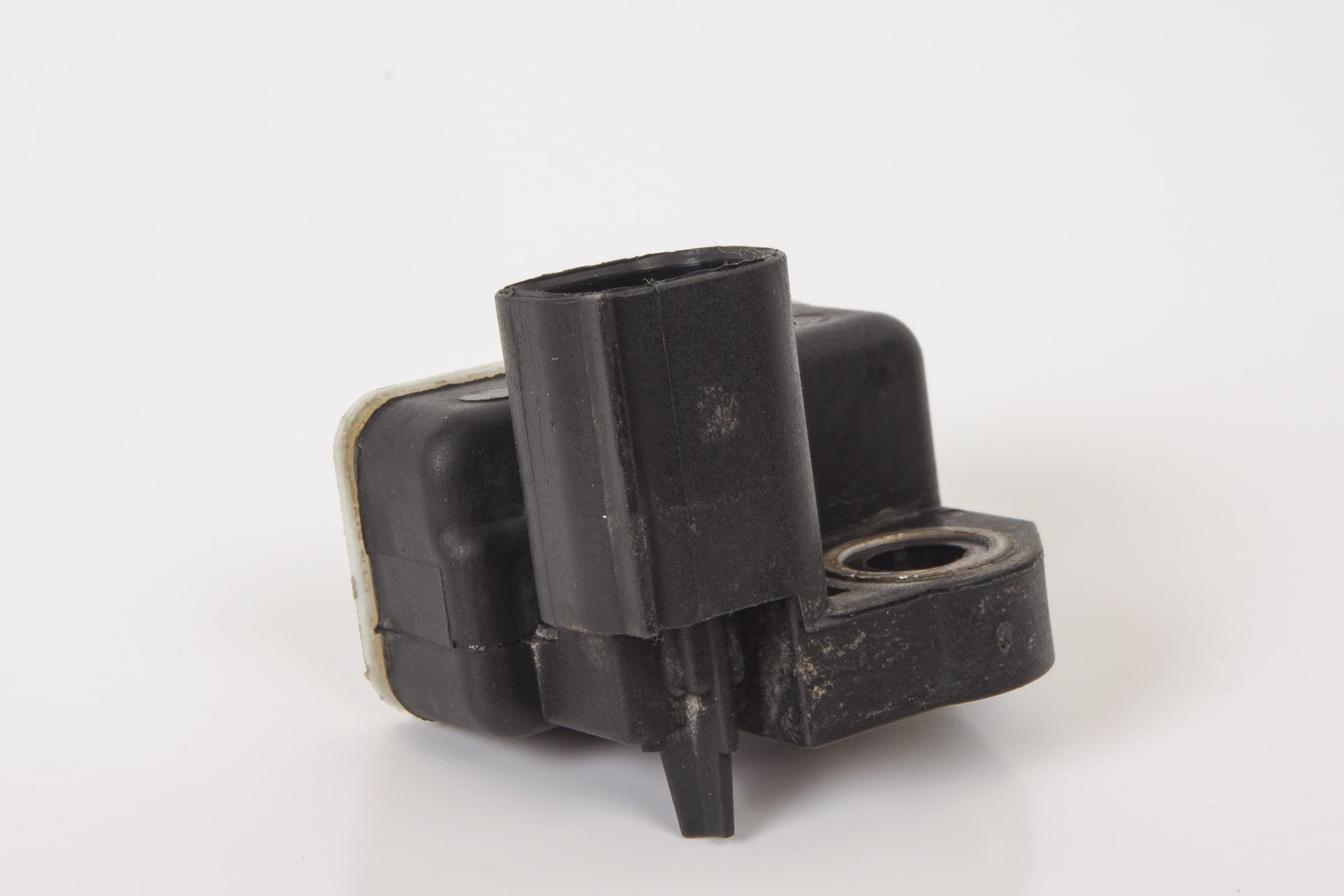 Mercedes 0009057802 Acceleration Sensor | W205 C W213 C238 E X253 GLC