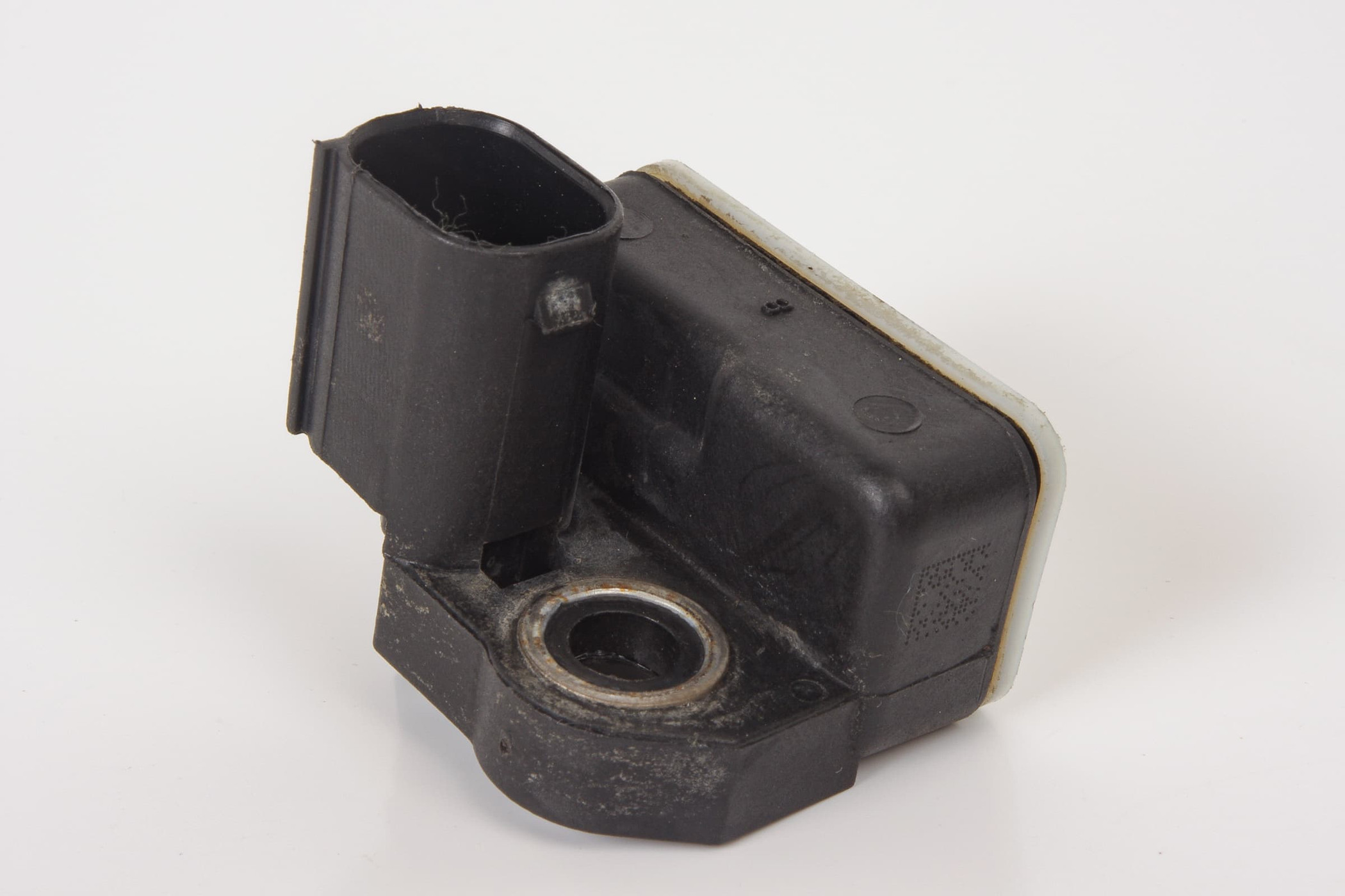 Mercedes 0009057802 Acceleration Sensor | W205 C W213 C238 E X253 GLC