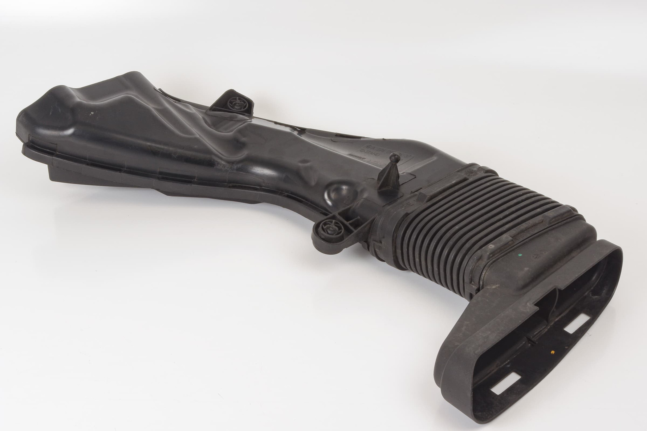 Mercedes 2760902637 Intake Pipe - Right | W166 M X166 GL R172 SLK W205 C C207...