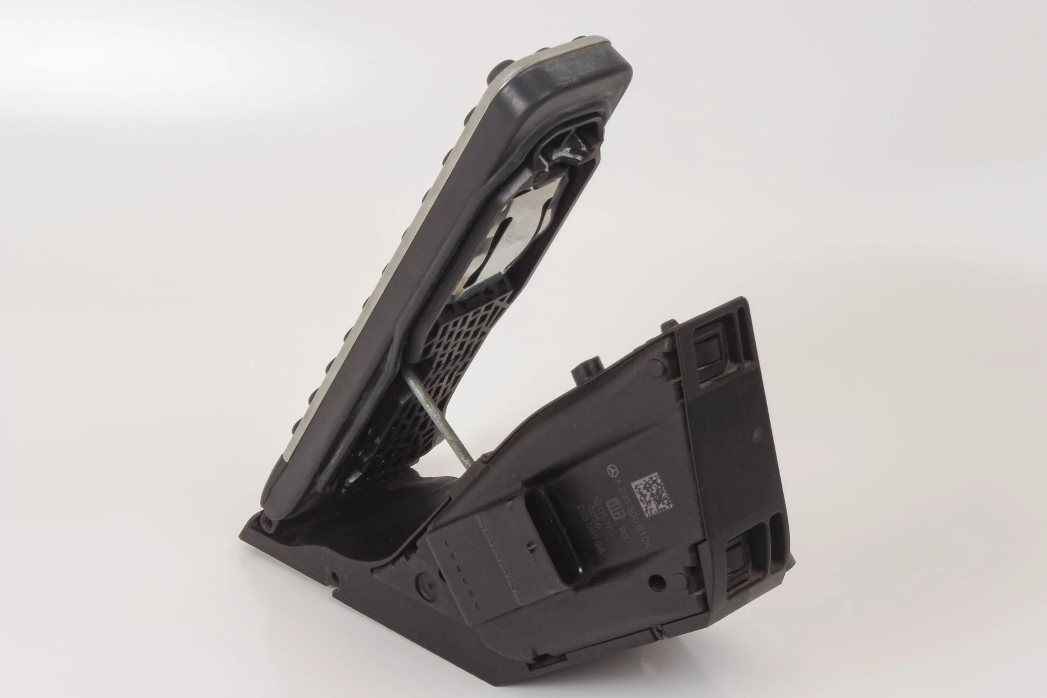 Mercedes 2053000104 Throttle Pedal | W205 C W213 C238 E C217 W222 S