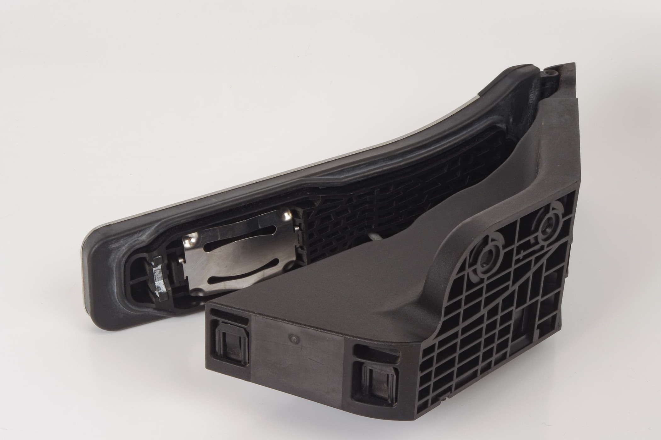 Mercedes 2053000104 Throttle Pedal | W205 C W213 C238 E C217 W222 S