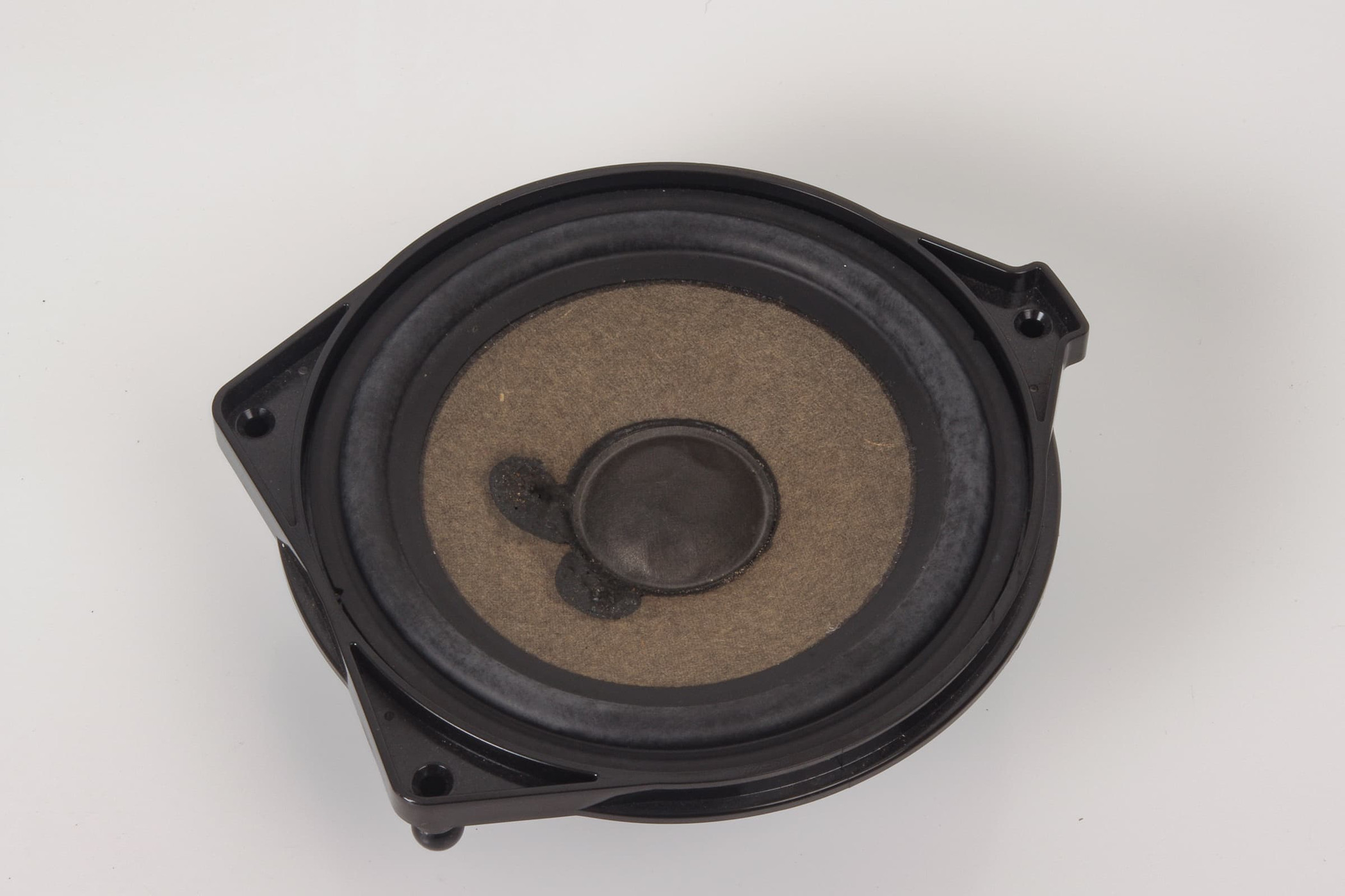 Mercedes 2058200902 Dashboard Speaker | W205 C W213 C238 E X253 GLC