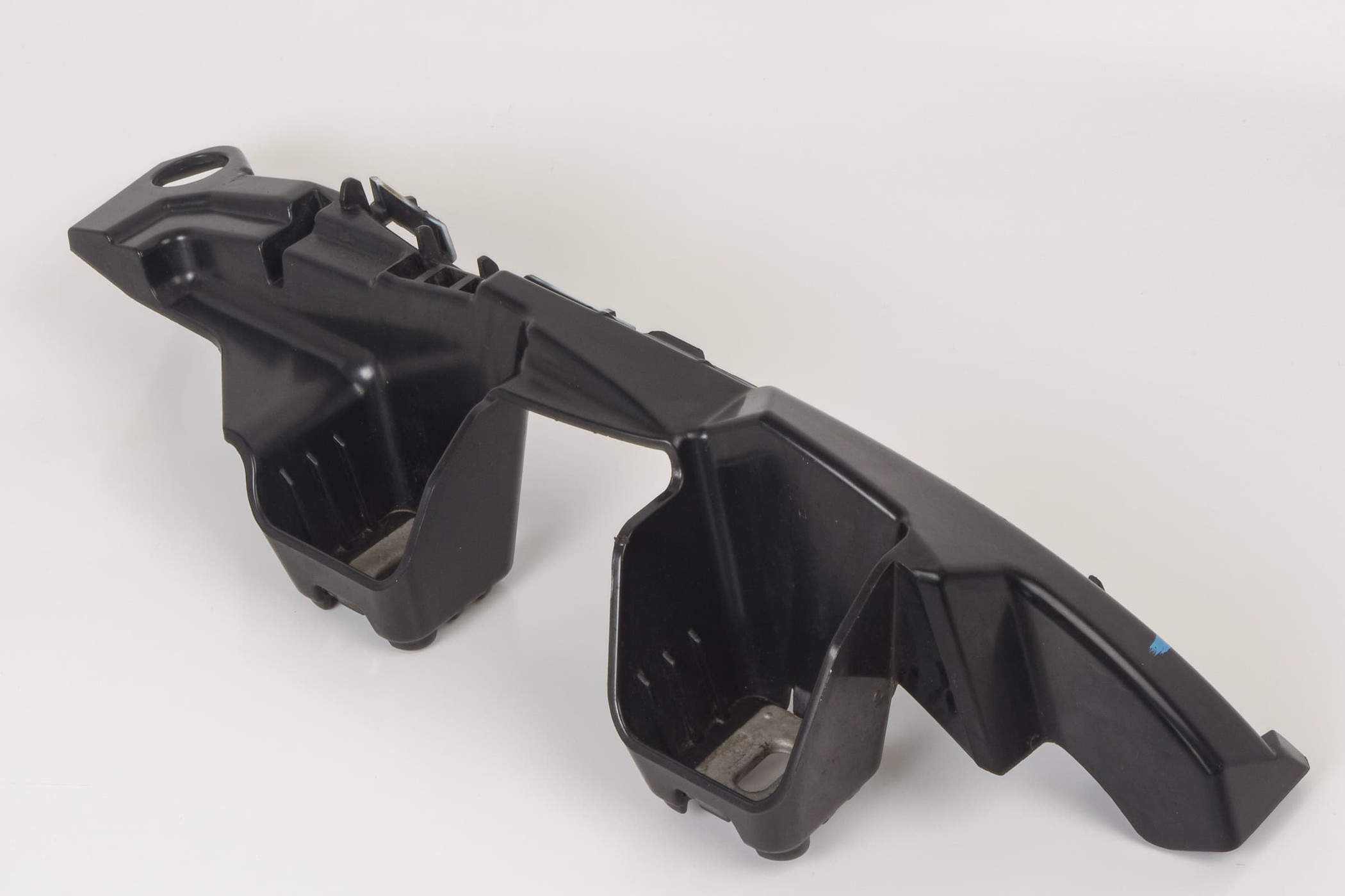 Mercedes 2058850465 Bumper Bracket - Rear Right | W205 V205 C